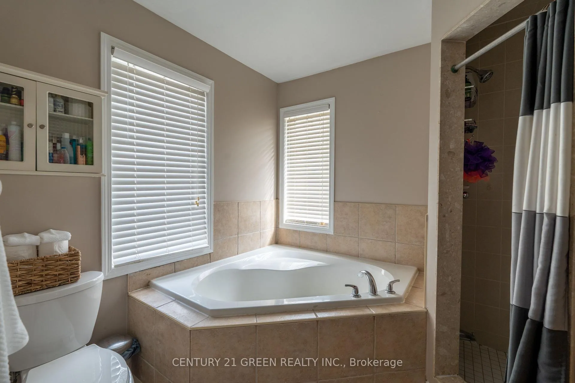 Photo 32 of 936 Hepburn Road, Milton, Coates — HOMEH