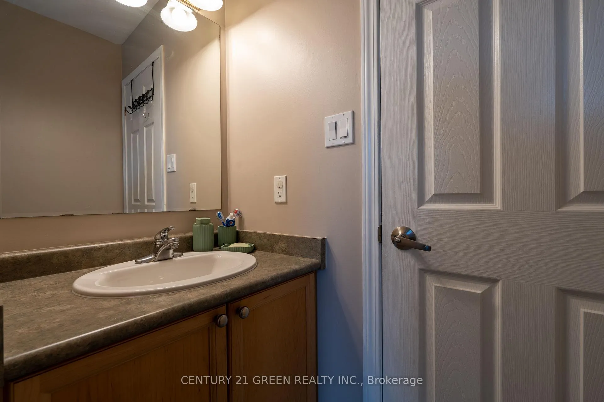 Photo 36 of 936 Hepburn Road, Milton, Coates — HOMEH