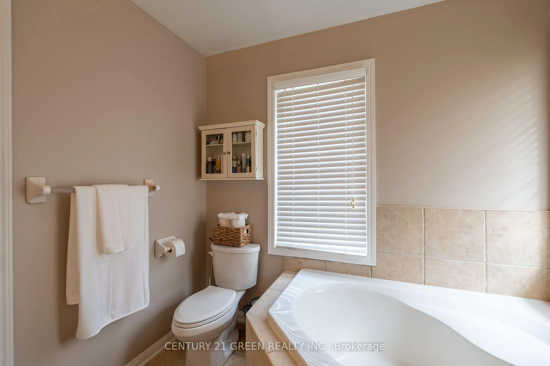 Photo 46 of 936 Hepburn Road, Milton, Coates — HOMEH
