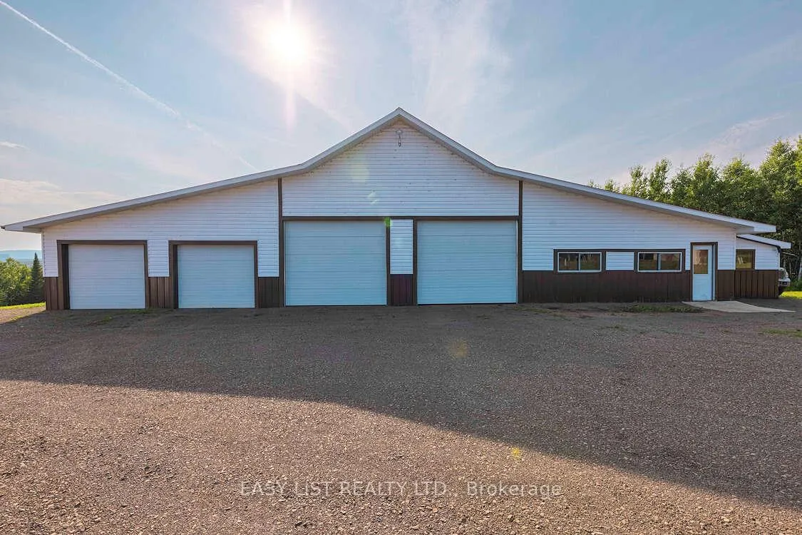 Photo 10 of 608 Copper Cliff Road, Neebing — HOMEH