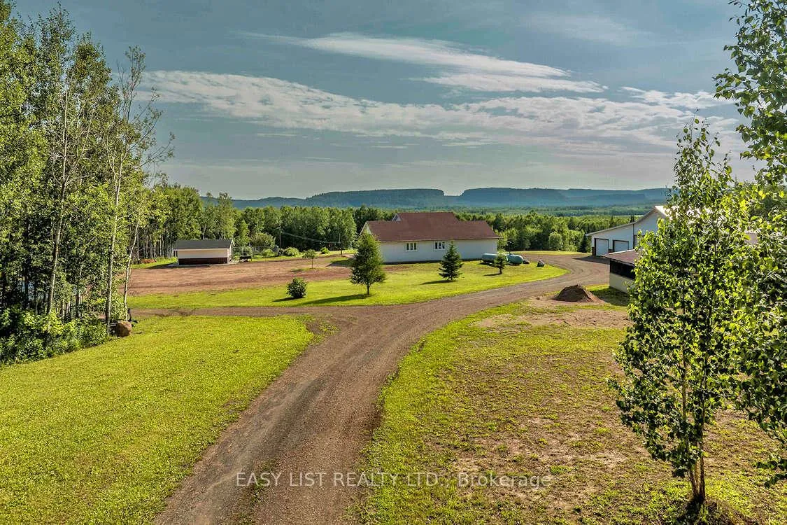 Photo 12 of 608 Copper Cliff Road, Neebing — HOMEH