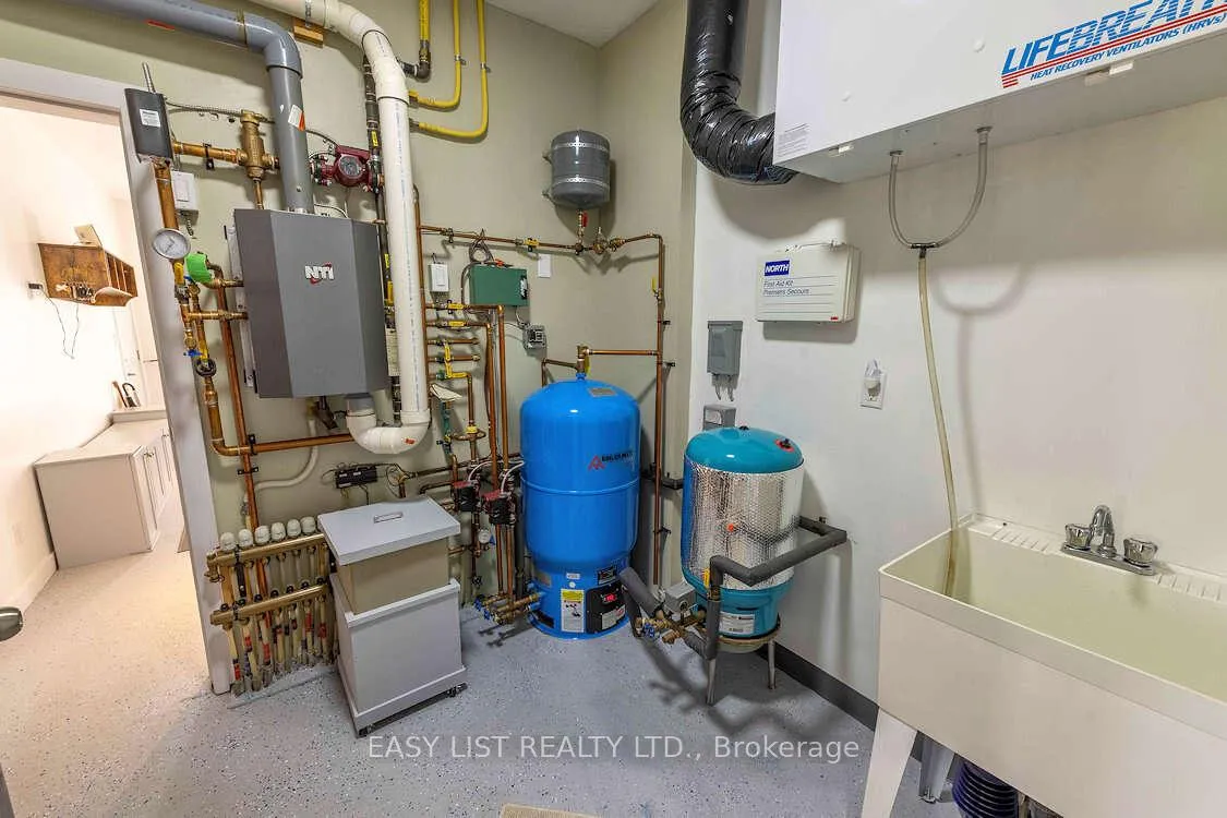 Photo 14 of 608 Copper Cliff Road, Neebing — HOMEH