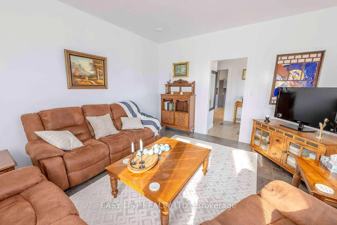 Photo 35 of 608 Copper Cliff Road, Neebing — HOMEH