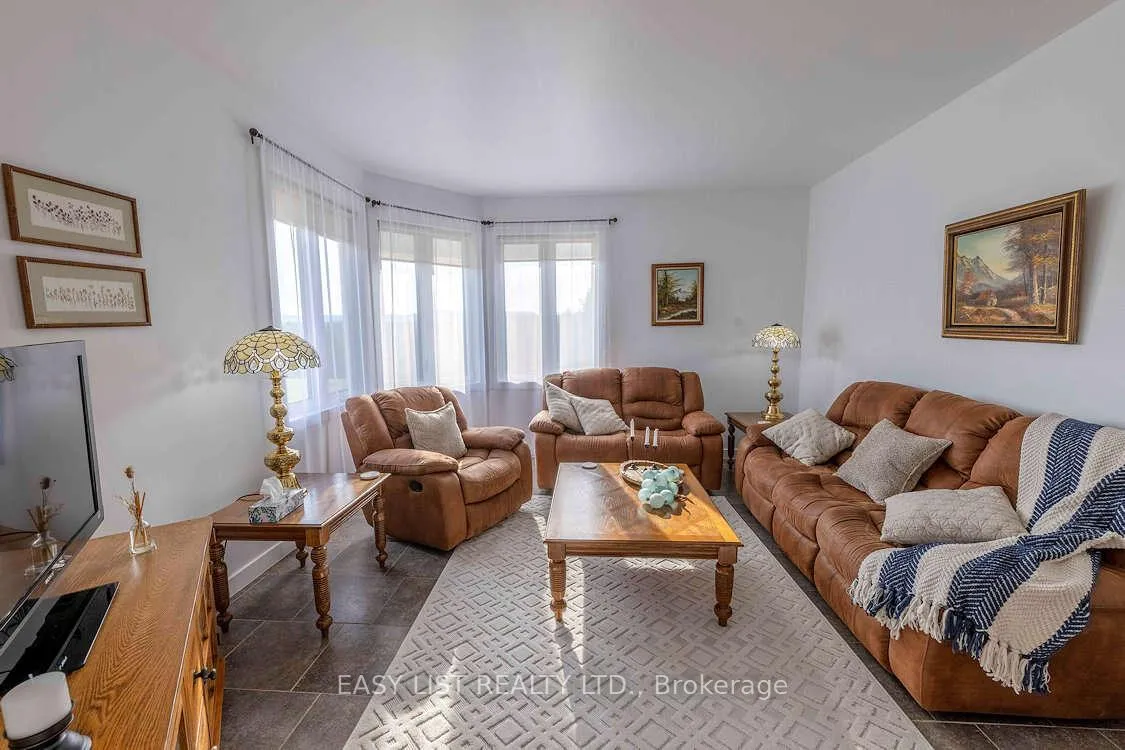 Photo 39 of 608 Copper Cliff Road, Neebing — HOMEH