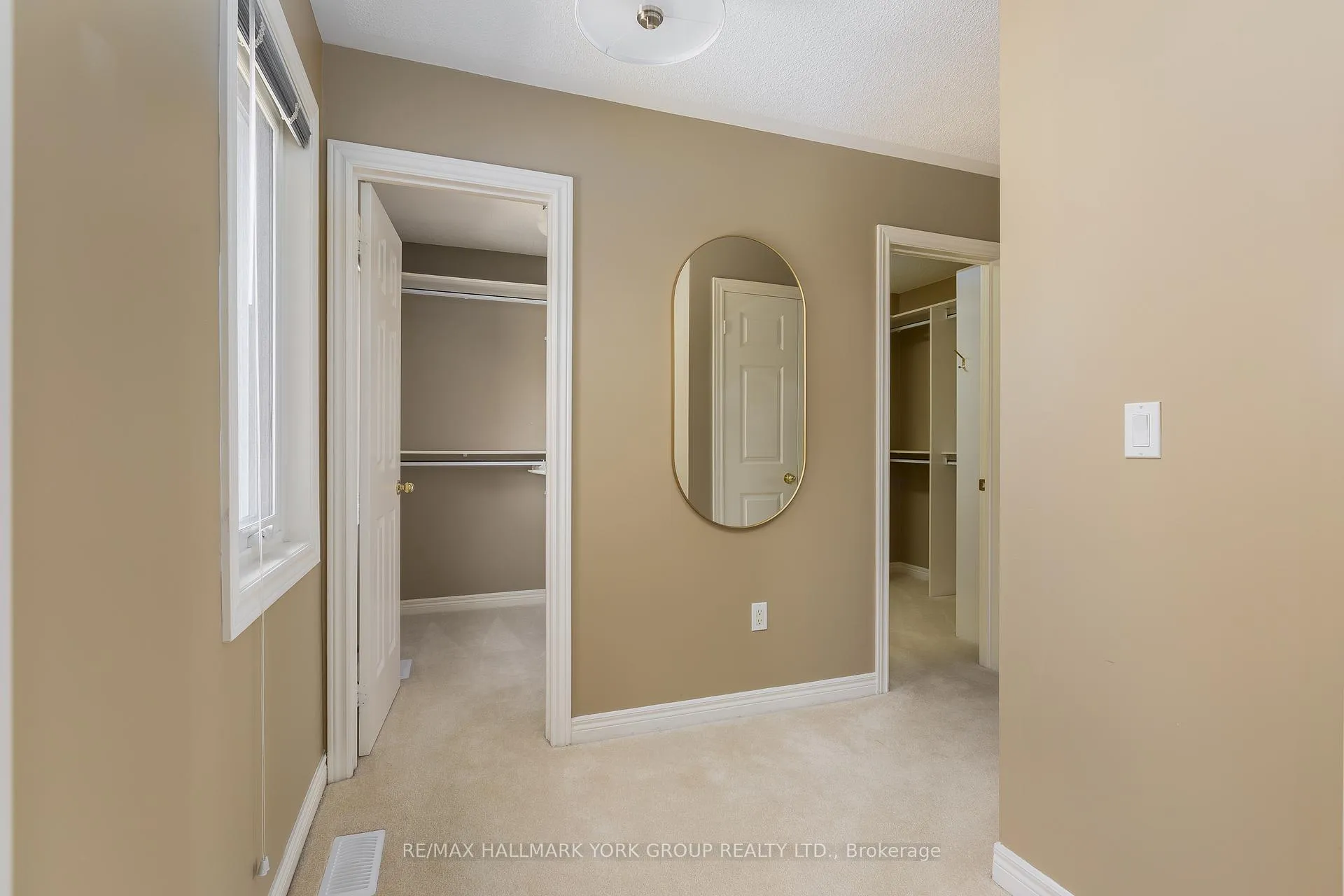 Photo 24 of 52 Forester Crescent, Markham, Cachet — HOMEH
