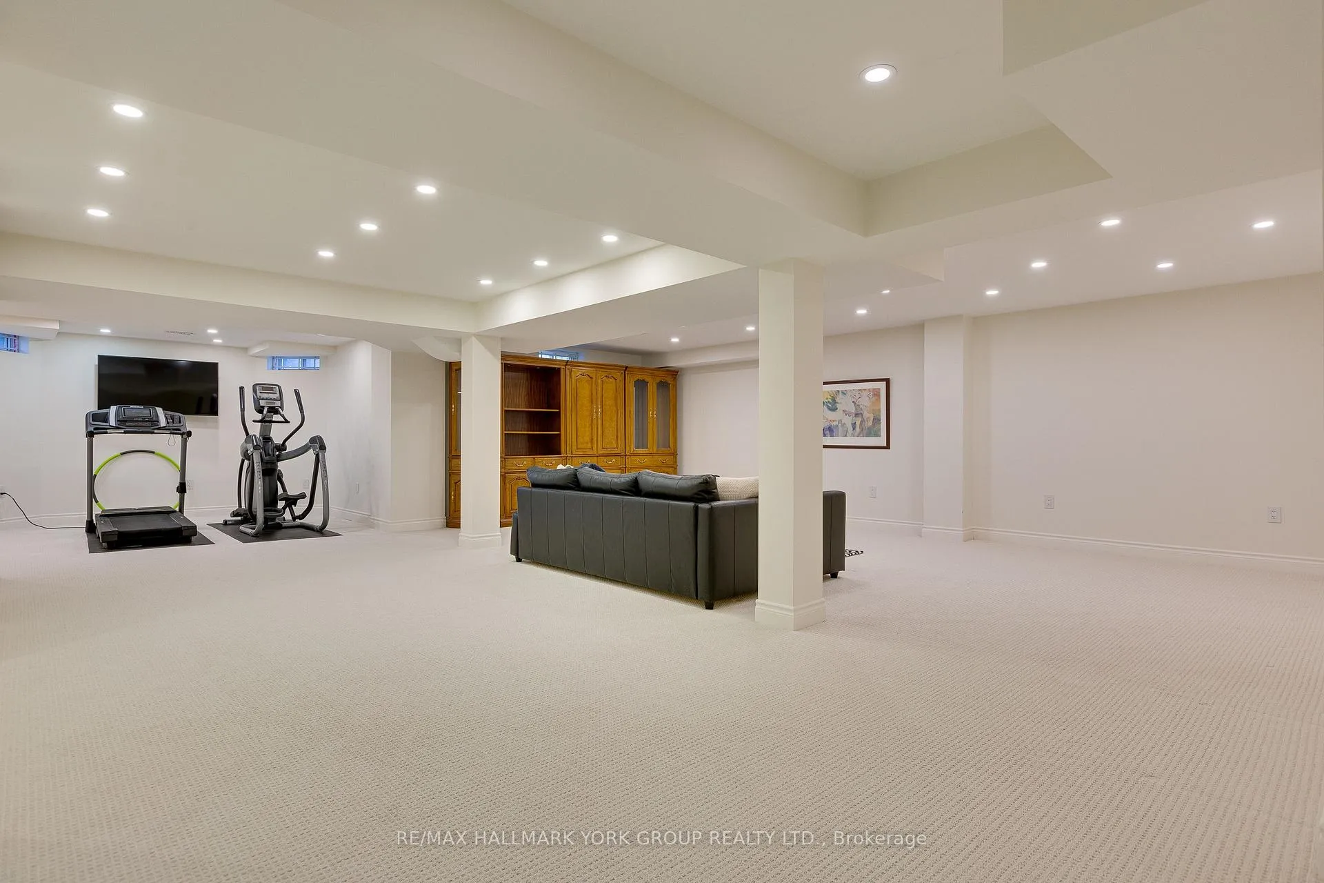 Photo 33 of 52 Forester Crescent, Markham, Cachet — HOMEH