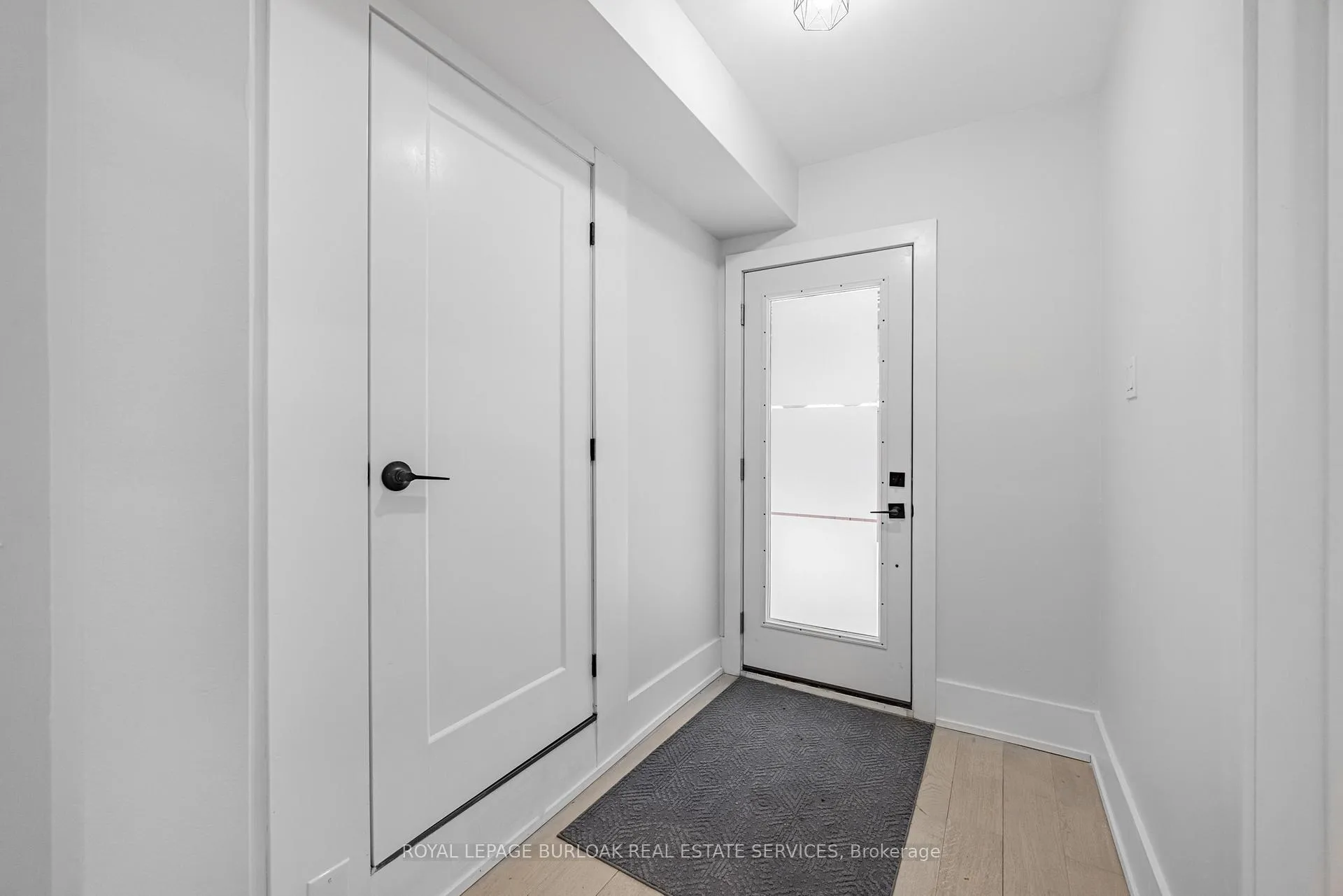 Photo 27 of 248 Wales Crescent, Oakville, Bronte — HOMEH