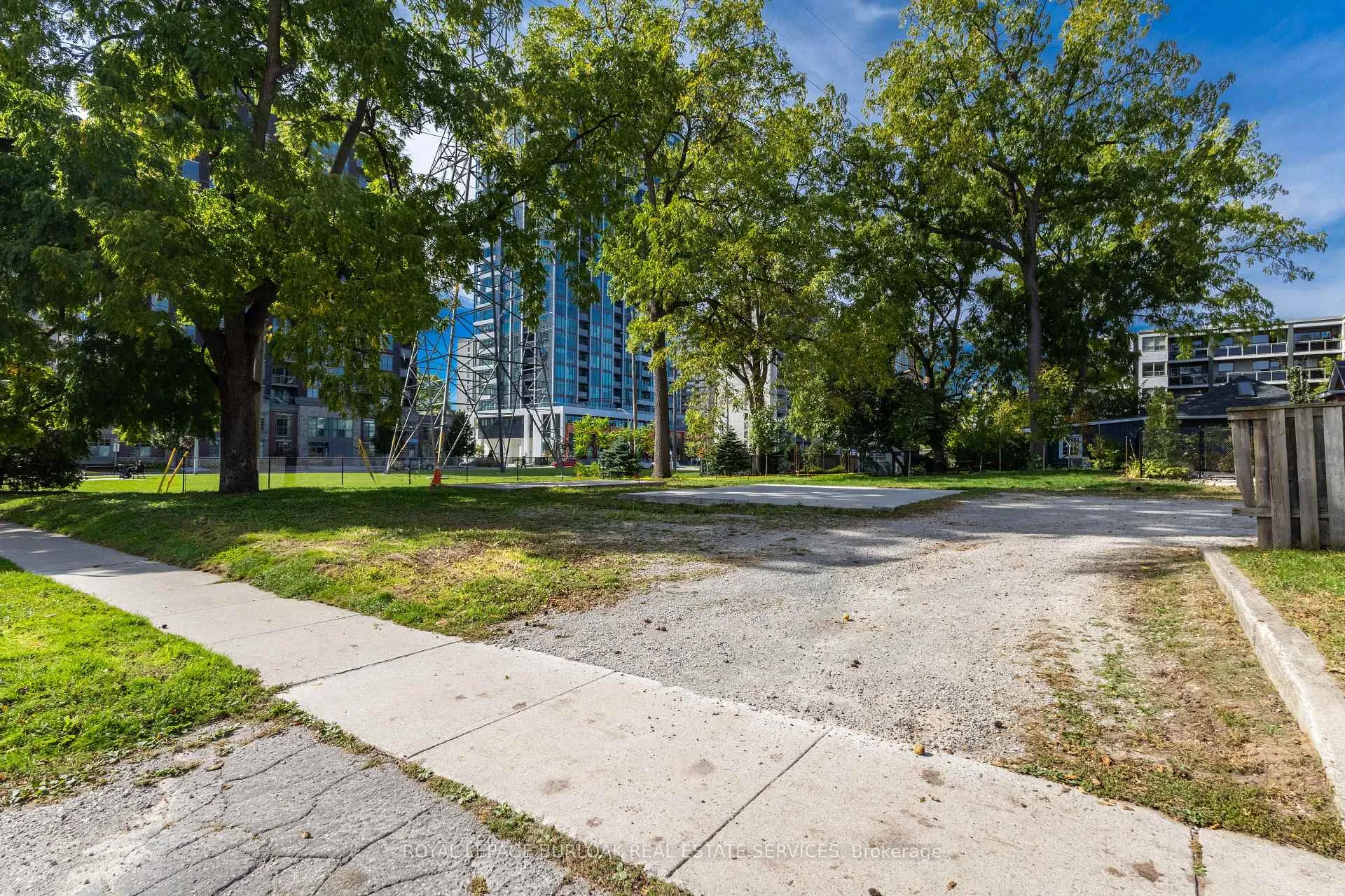 Photo 1 of 3/4 Lot Elgin Street, Burlington, Brant — HOMEH