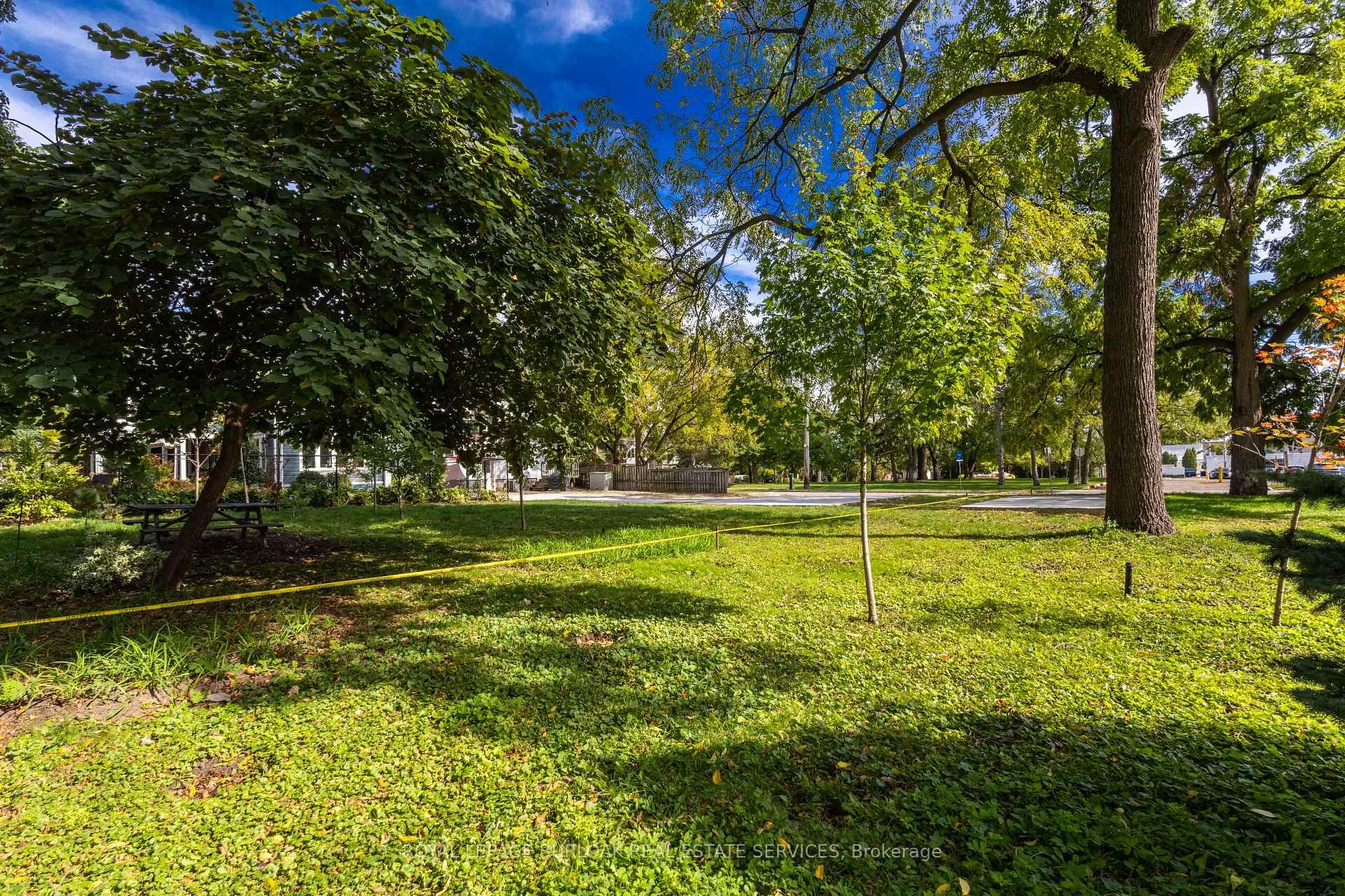 Photo 8 of 3/4 Lot Elgin Street, Burlington, Brant — HOMEH