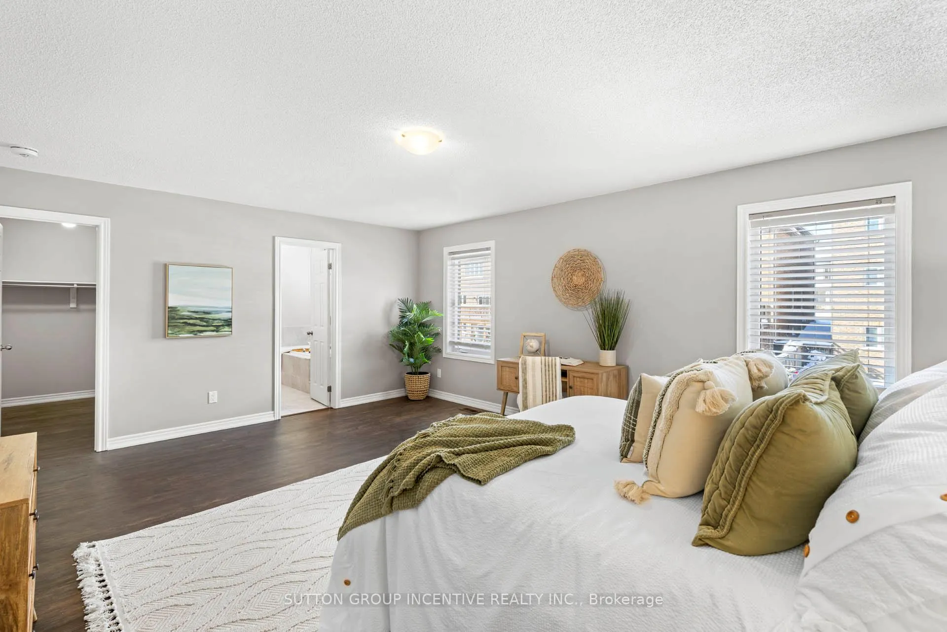 Photo 18 of 1252 Bardeau Street, Innisfil, Lefroy — HOMEH