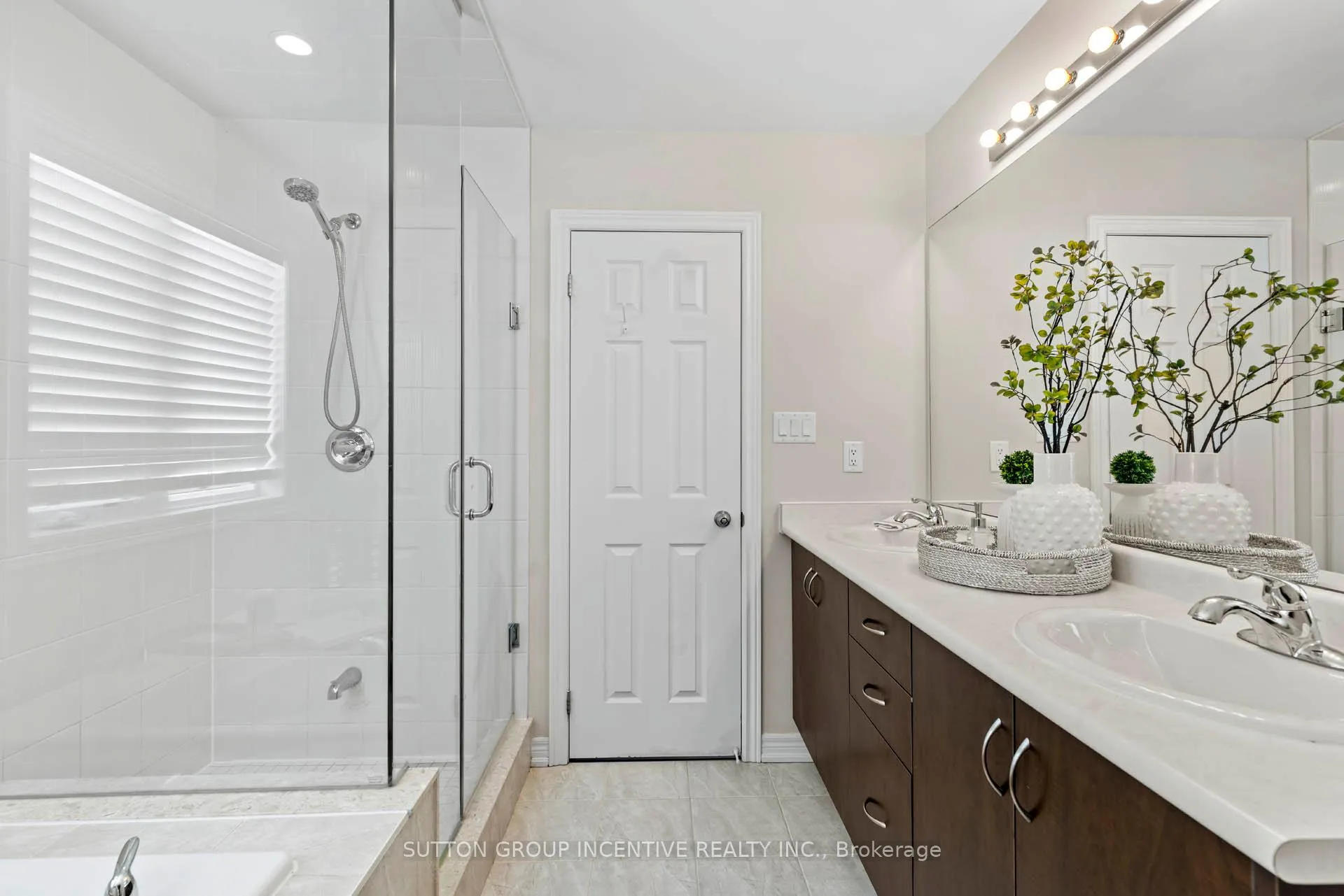 Photo 20 of 1252 Bardeau Street, Innisfil, Lefroy — HOMEH