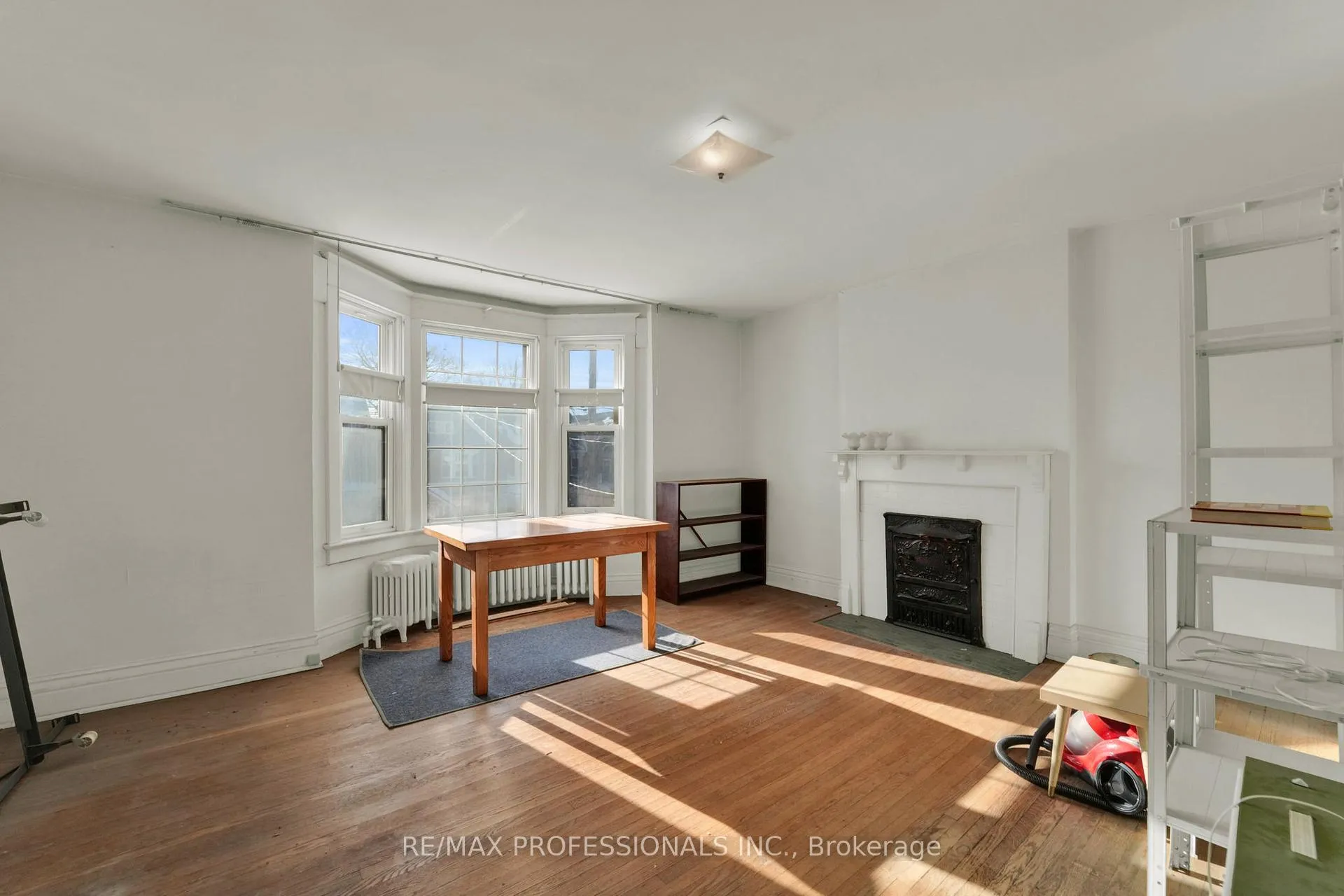 Photo 19 of 68 Dixon Avenue, Toronto, The Beaches — HOMEH