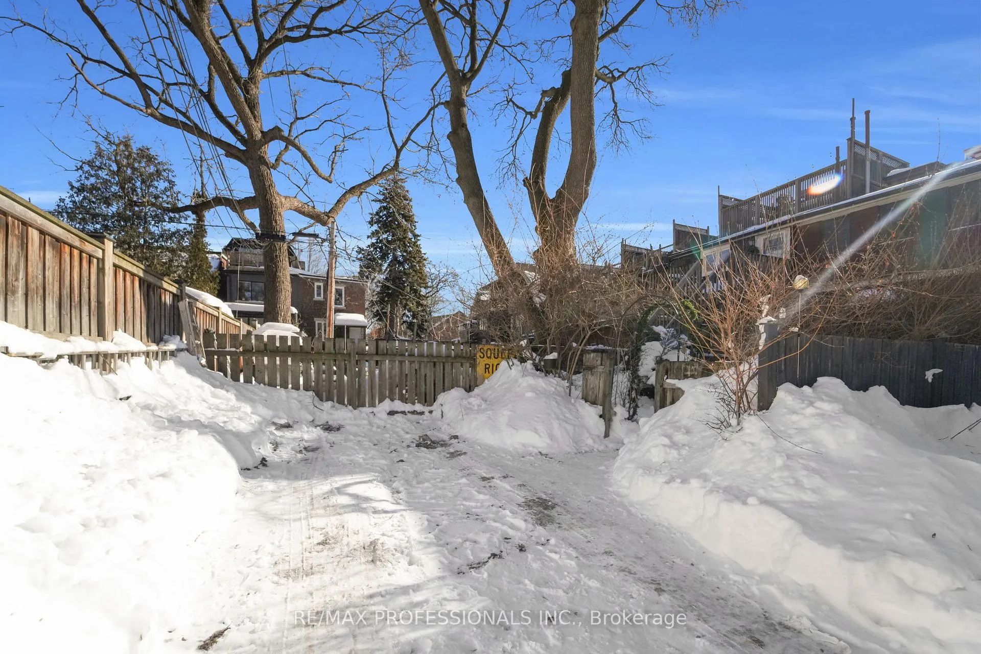 Photo 27 of 68 Dixon Avenue, Toronto, The Beaches — HOMEH