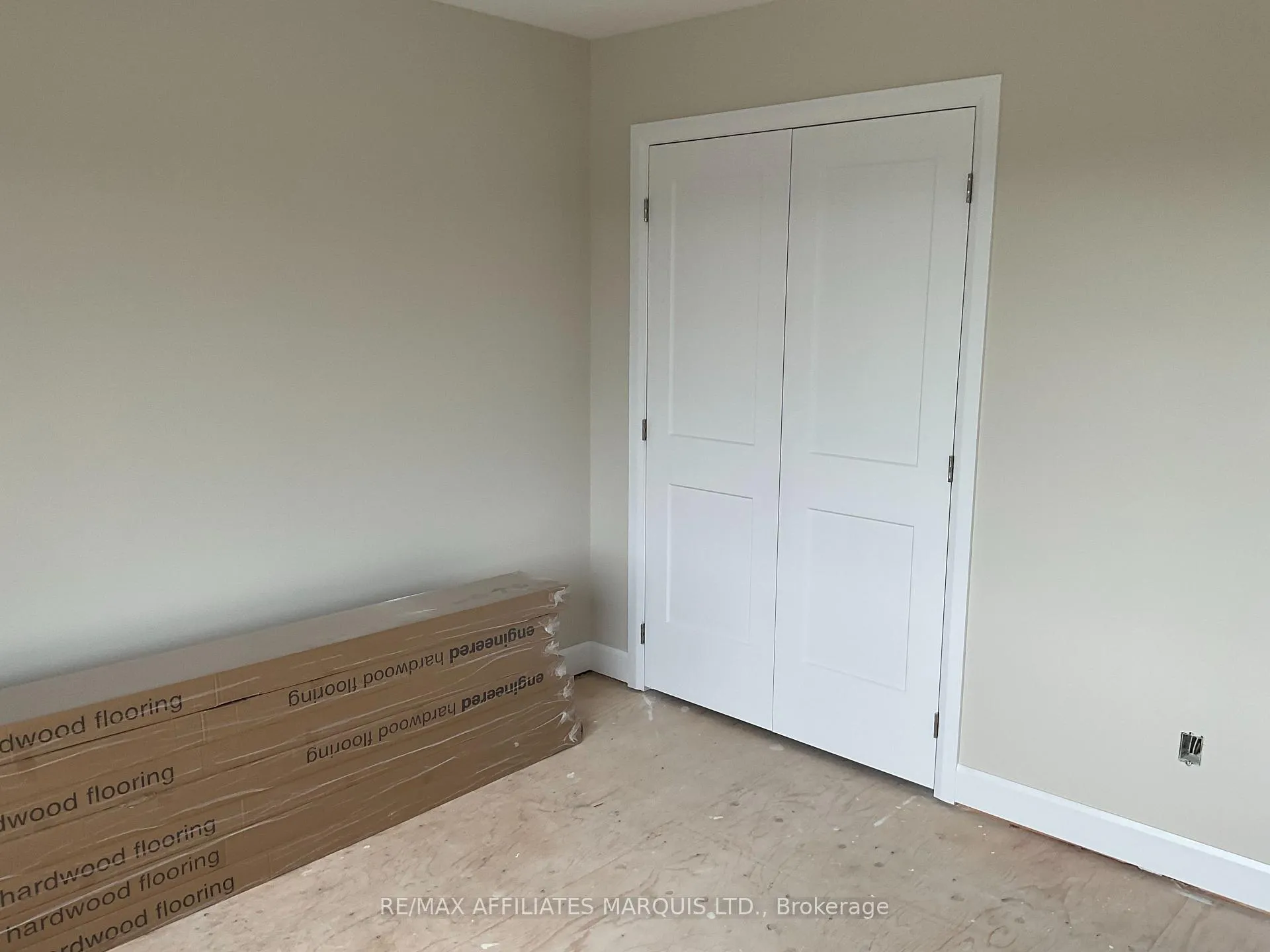 Photo 10 of 180 Emily Jade Crescent, Cornwall — HOMEH