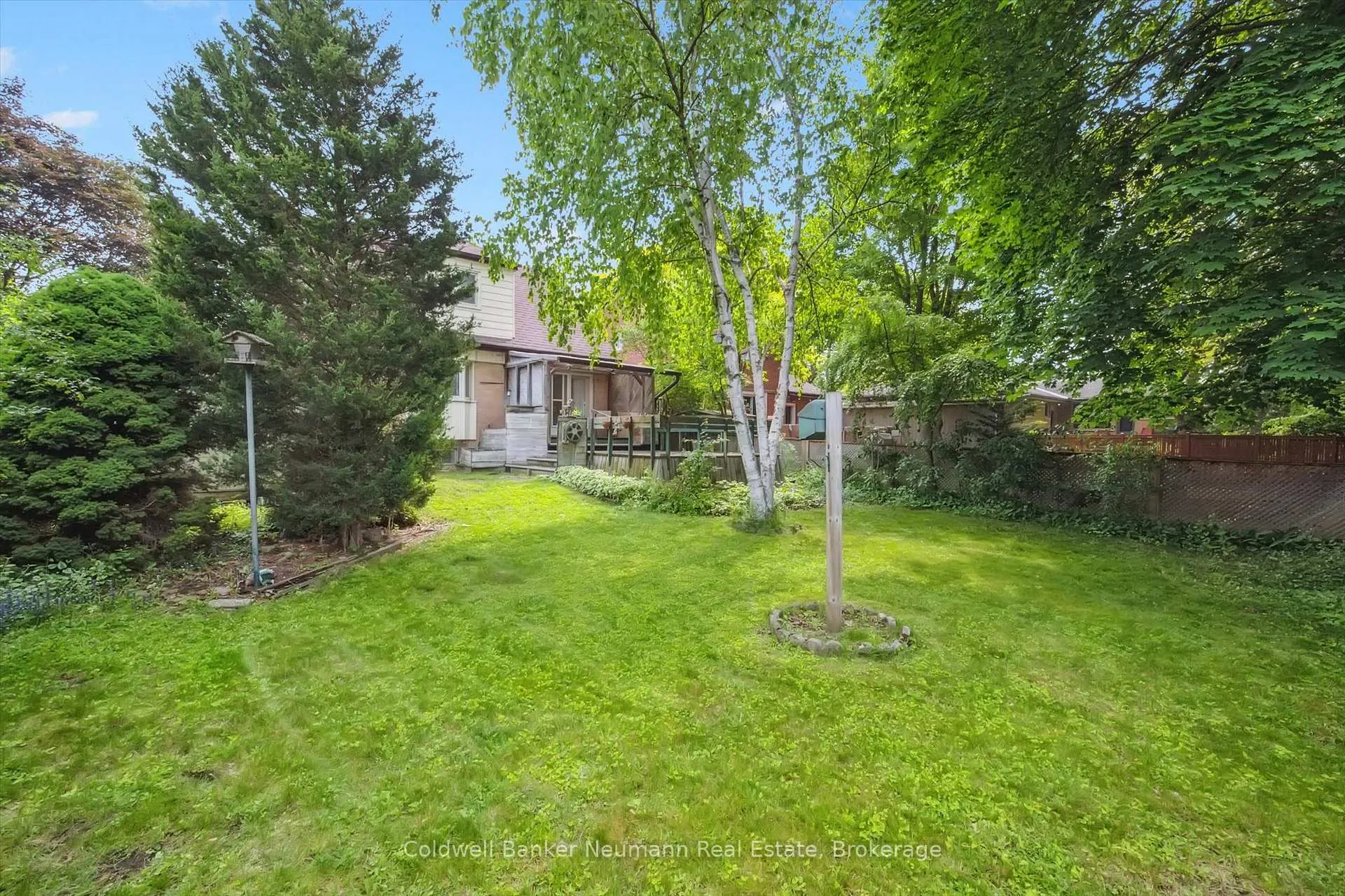Photo 18 of 26 Elginfield Drive, Guelph, Grange Road — HOMEH