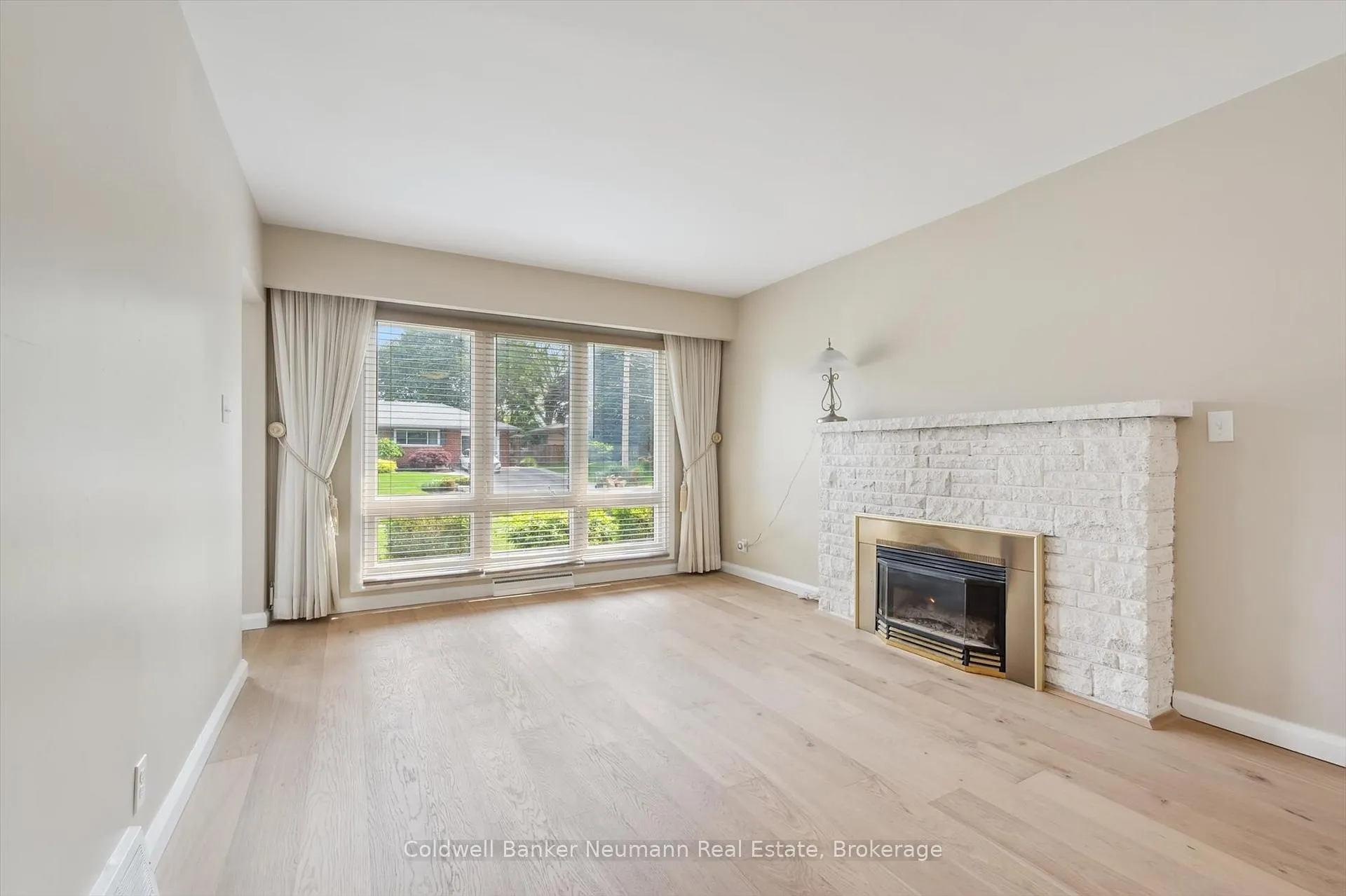 Photo 30 of 26 Elginfield Drive, Guelph, Grange Road — HOMEH