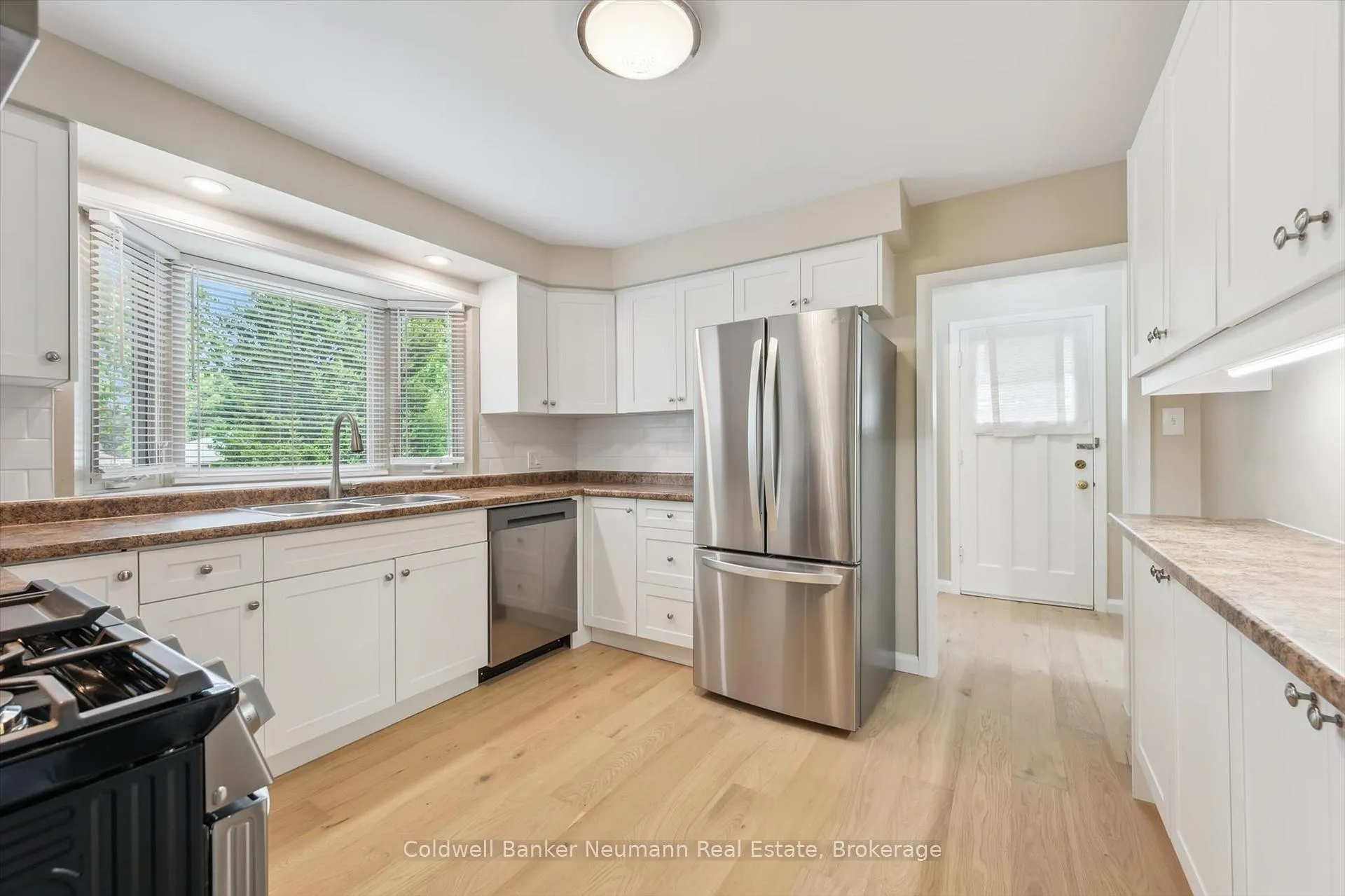 Photo 35 of 26 Elginfield Drive, Guelph, Grange Road — HOMEH