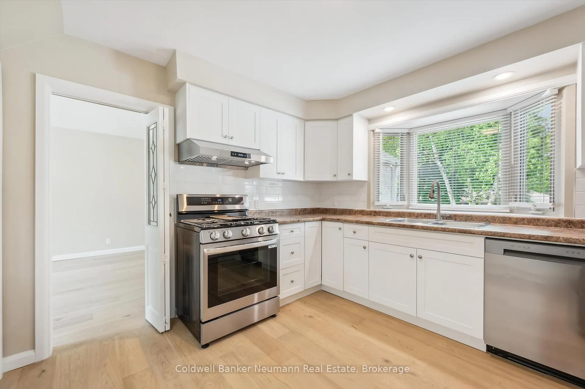 Photo 37 of 26 Elginfield Drive, Guelph, Grange Road — HOMEH