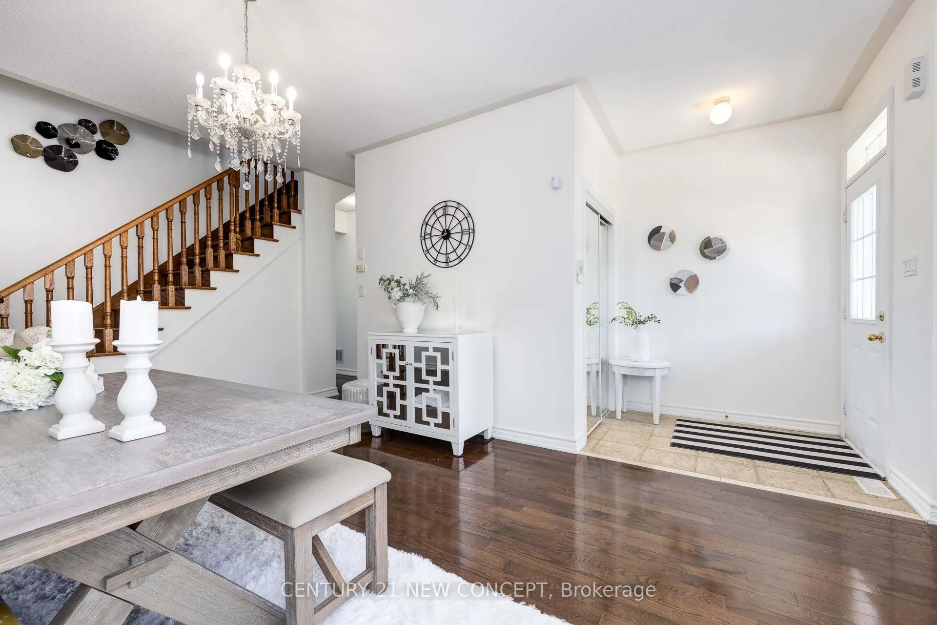 Photo 6 of 154 Gauguin Avenue, Vaughan, Patterson — HOMEH