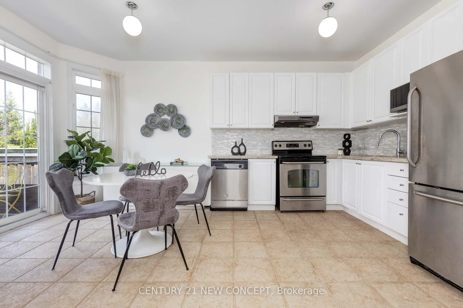 Photo 15 of 154 Gauguin Avenue, Vaughan, Patterson — HOMEH