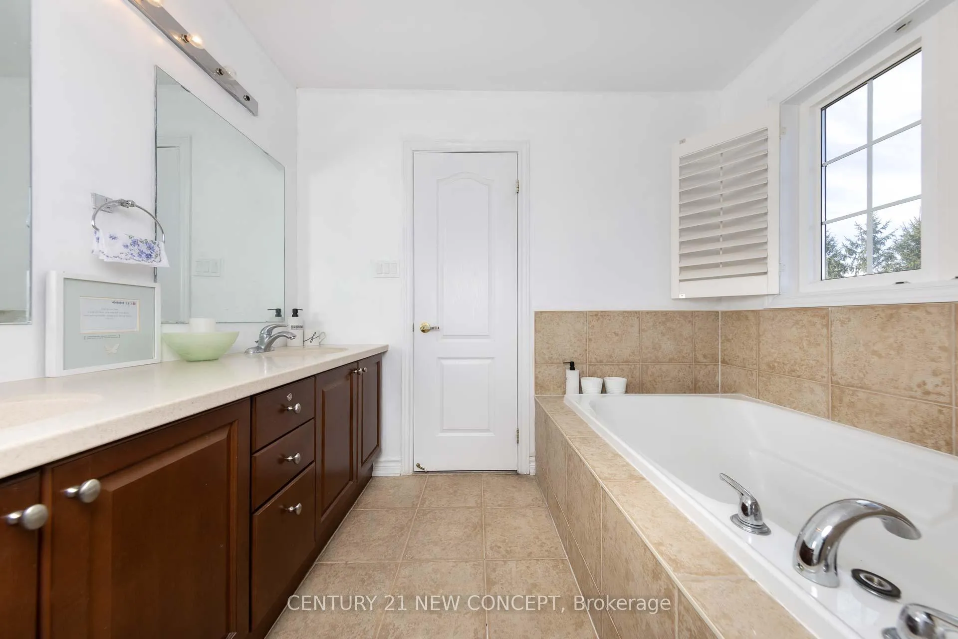 Photo 27 of 154 Gauguin Avenue, Vaughan, Patterson — HOMEH