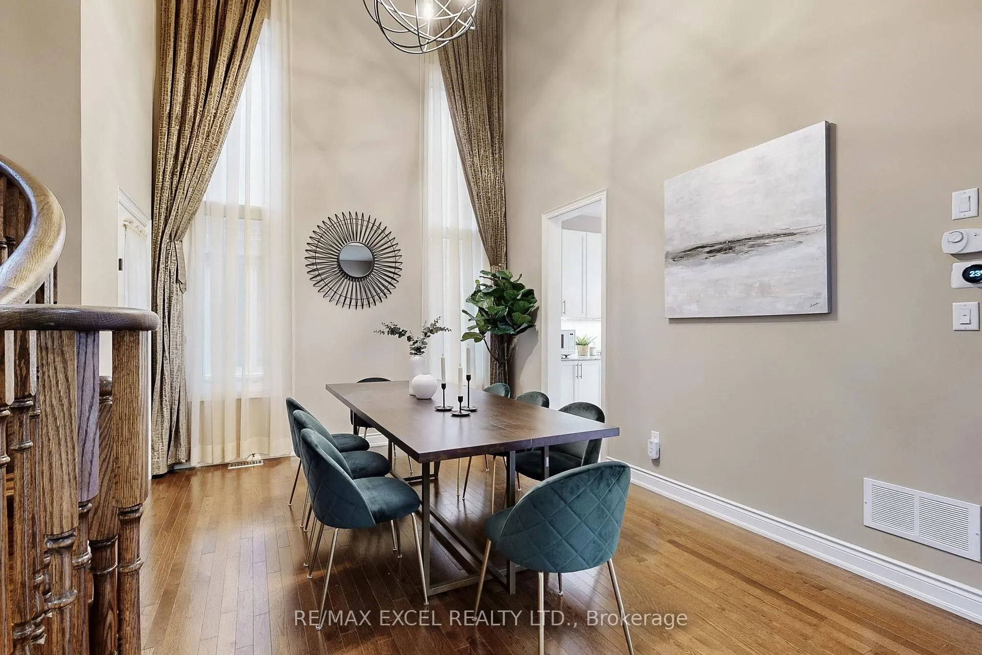 Photo 12 of 160 Roy Harper Avenue, Aurora, Rural Aurora — HOMEH