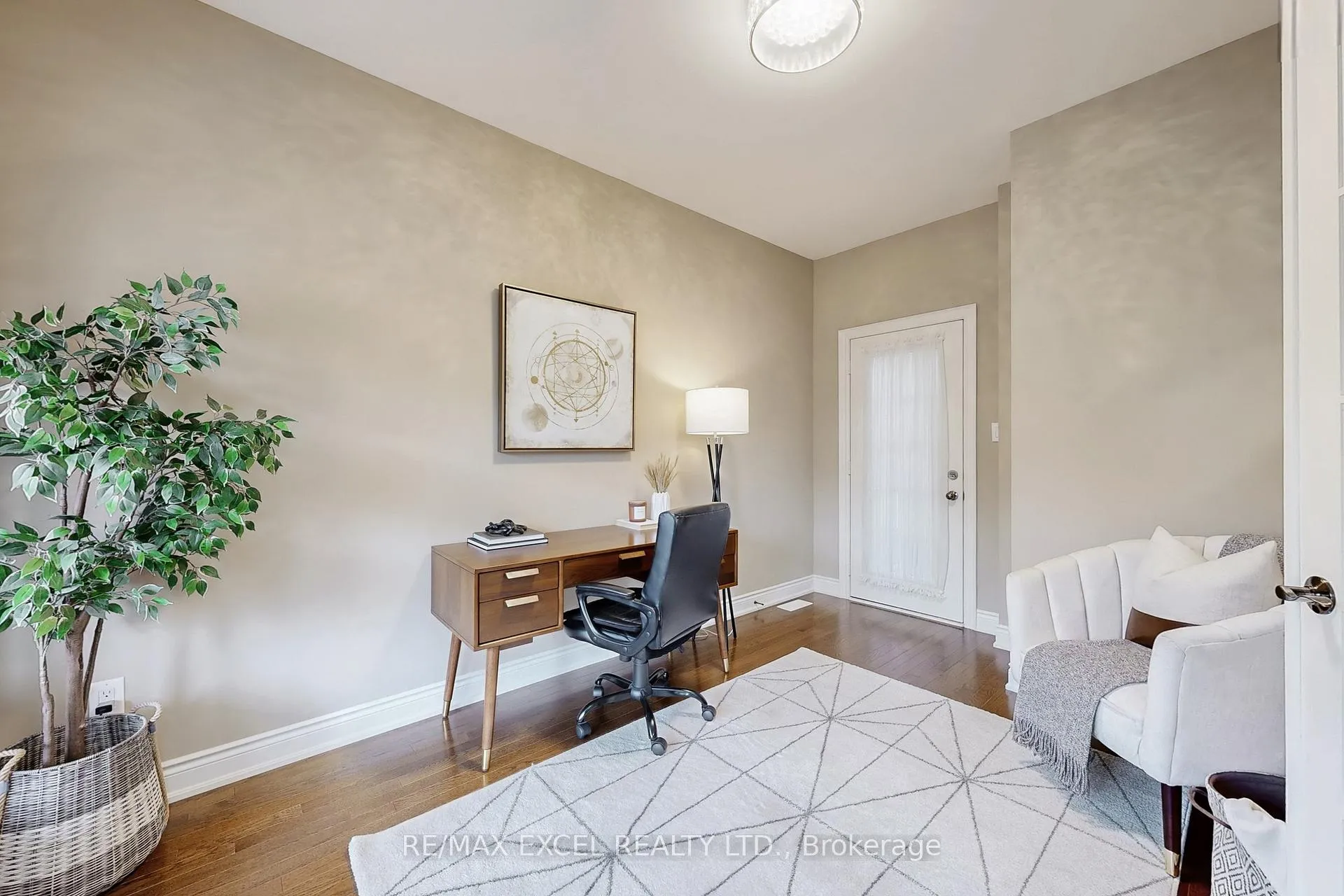 Photo 22 of 160 Roy Harper Avenue, Aurora, Rural Aurora — HOMEH