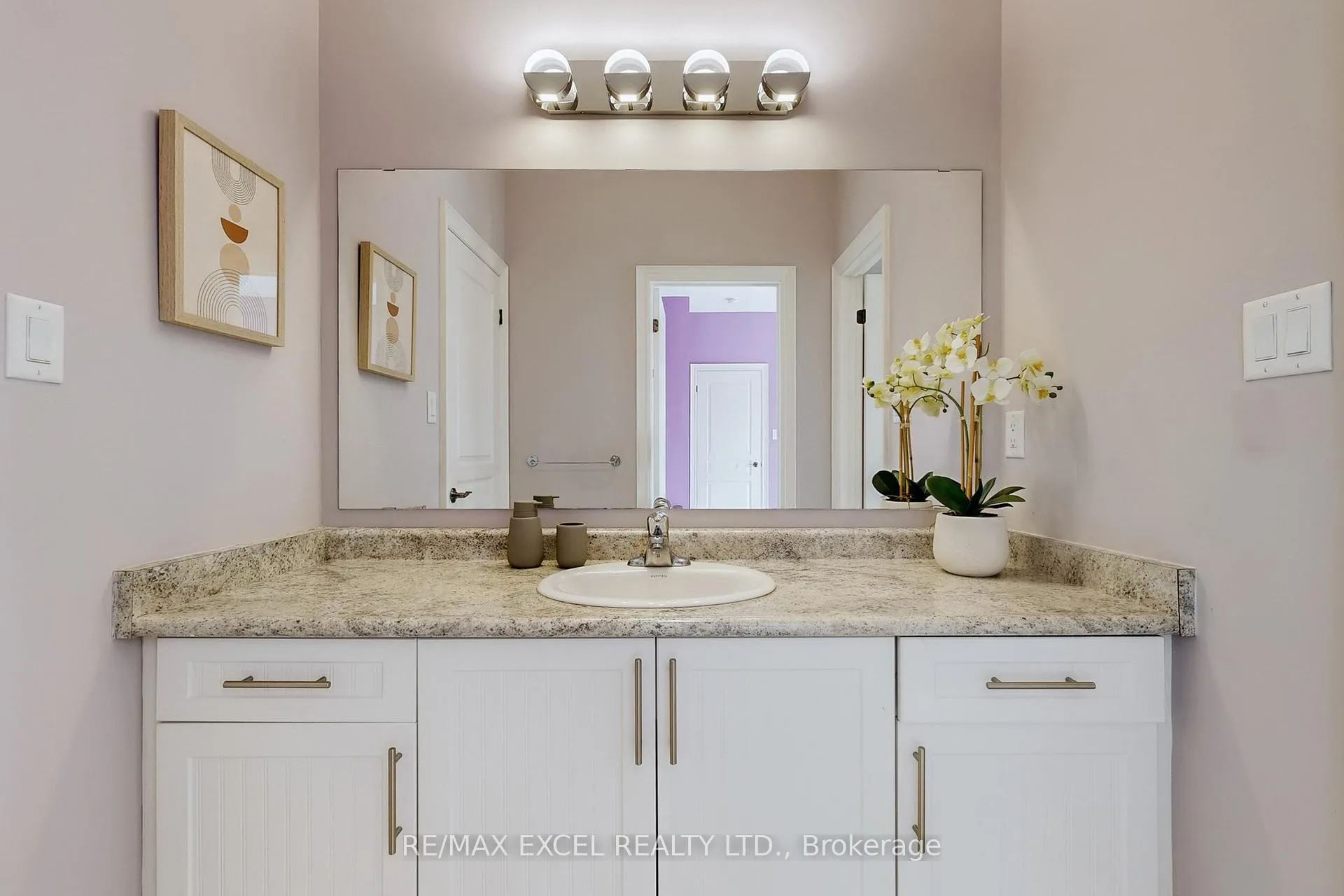 Photo 41 of 160 Roy Harper Avenue, Aurora, Rural Aurora — HOMEH
