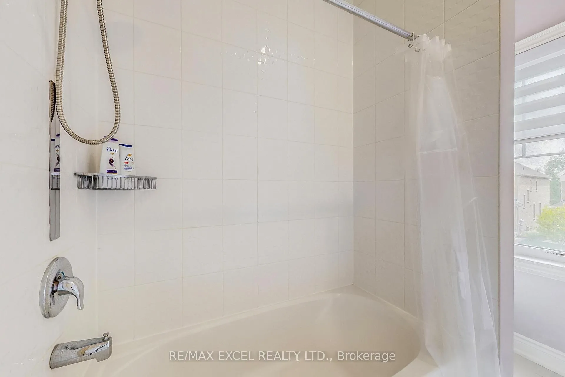 Photo 42 of 160 Roy Harper Avenue, Aurora, Rural Aurora — HOMEH