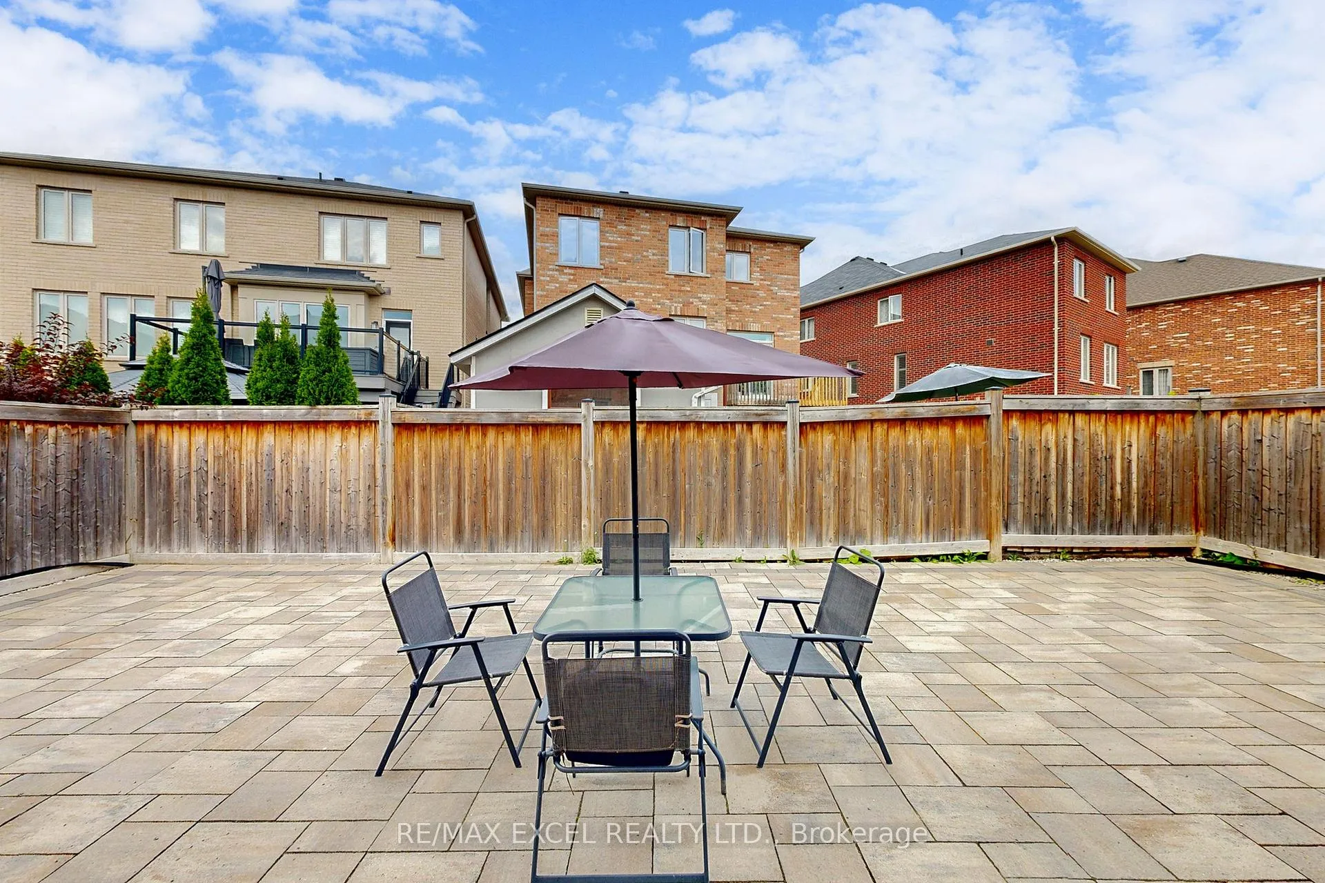 Photo 47 of 160 Roy Harper Avenue, Aurora, Rural Aurora — HOMEH
