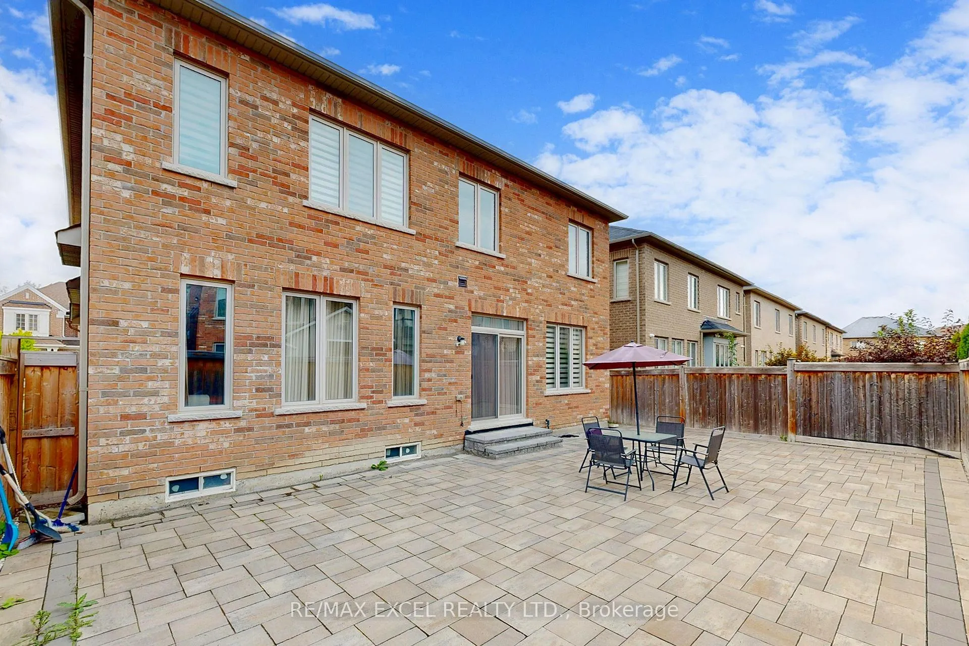 Photo 49 of 160 Roy Harper Avenue, Aurora, Rural Aurora — HOMEH