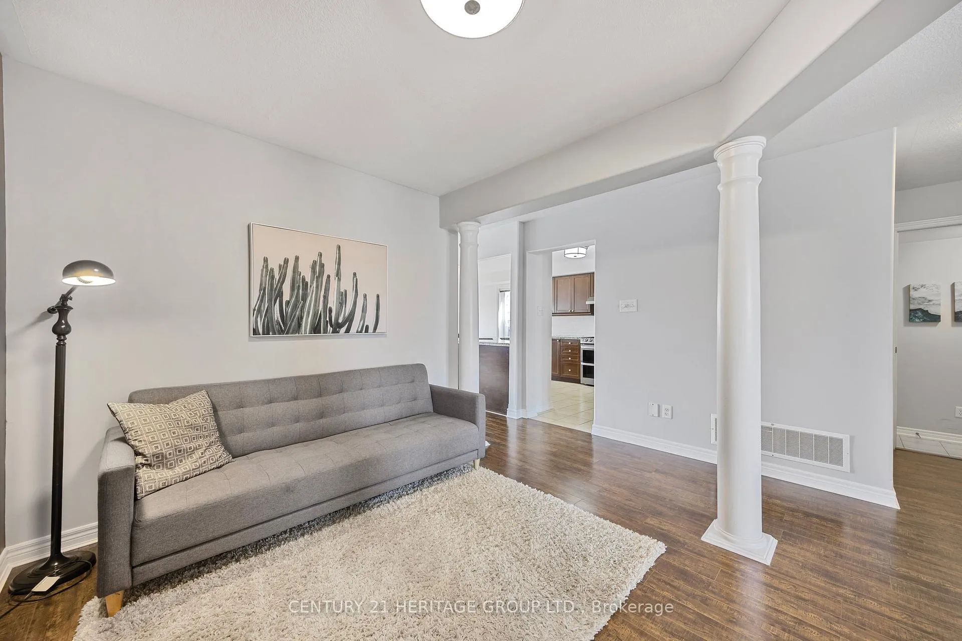 Photo 7 of 31 Knight Street, New Tecumseth, Alliston — HOMEH
