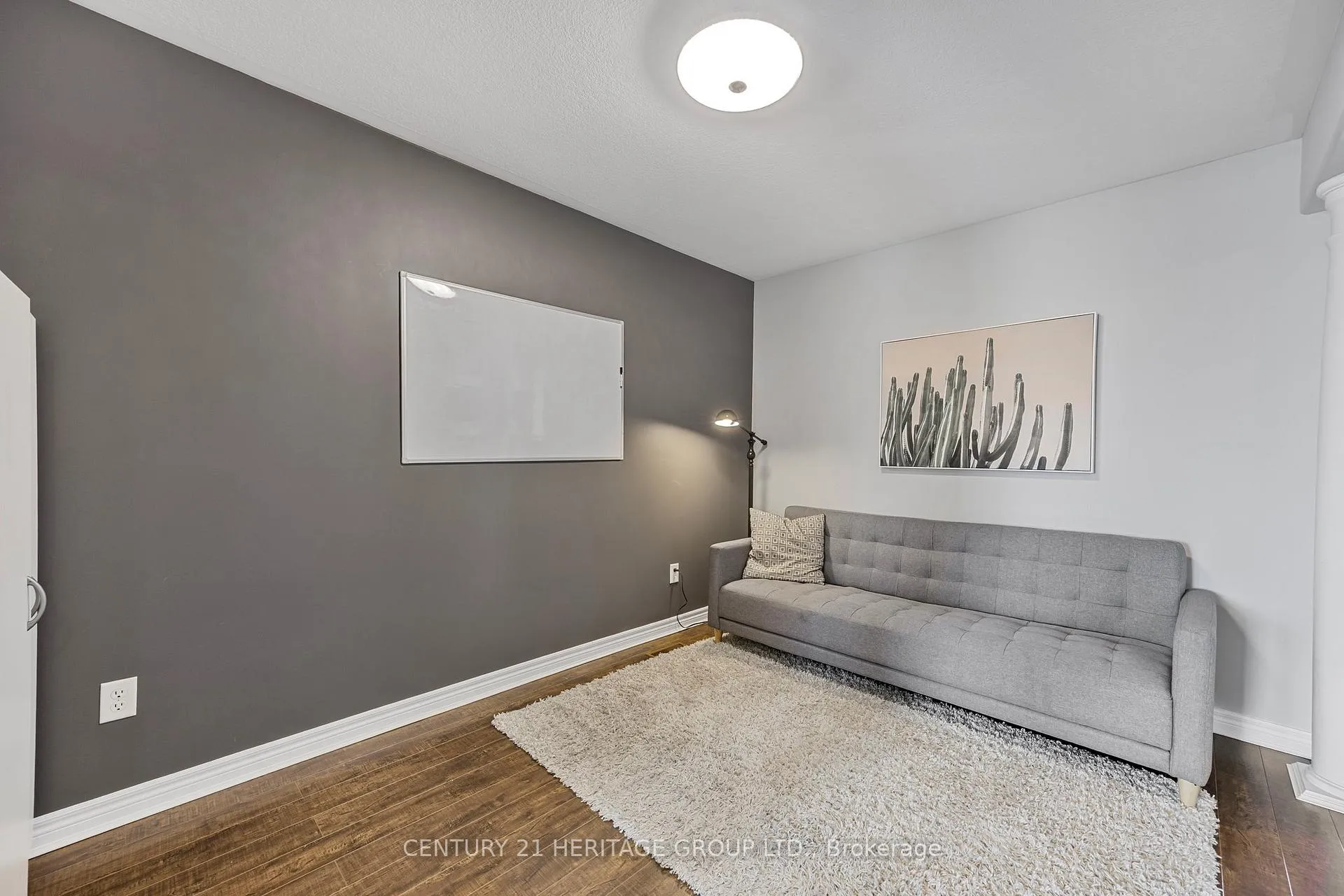 Photo 8 of 31 Knight Street, New Tecumseth, Alliston — HOMEH