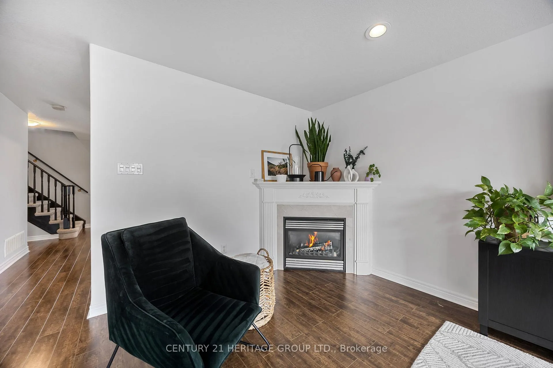 Photo 24 of 31 Knight Street, New Tecumseth, Alliston — HOMEH