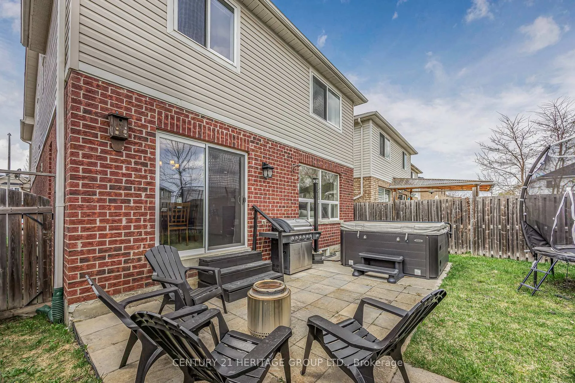 Photo 35 of 31 Knight Street, New Tecumseth, Alliston — HOMEH