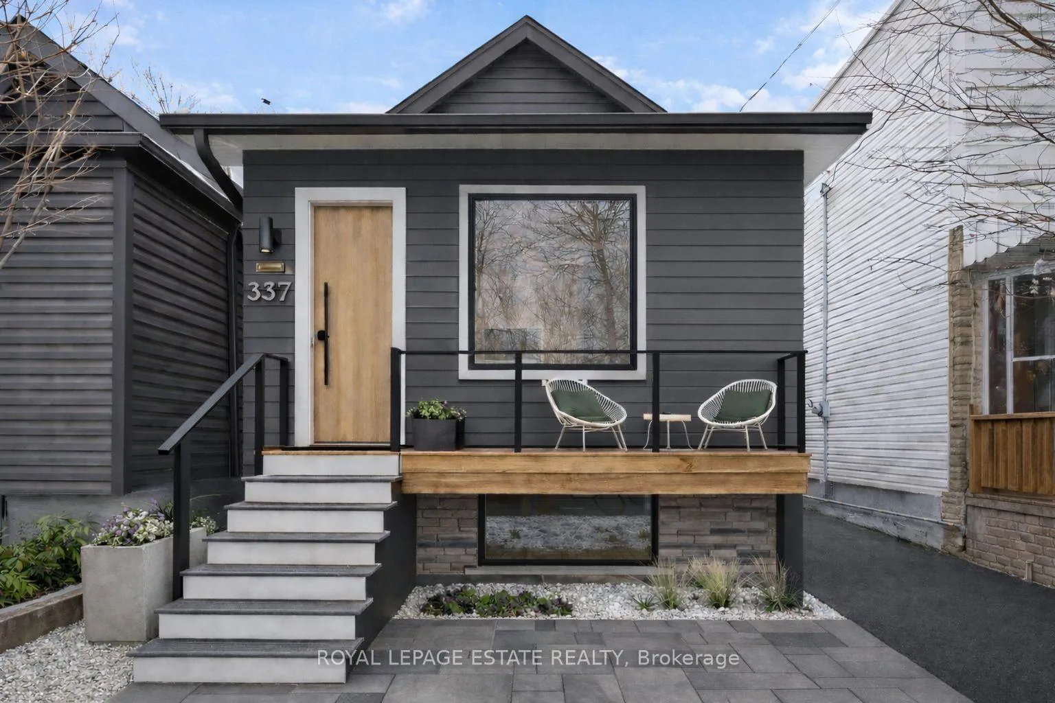 Photo 2 of 337 Craven Road, Toronto, Greenwood-Coxwell — HOMEH