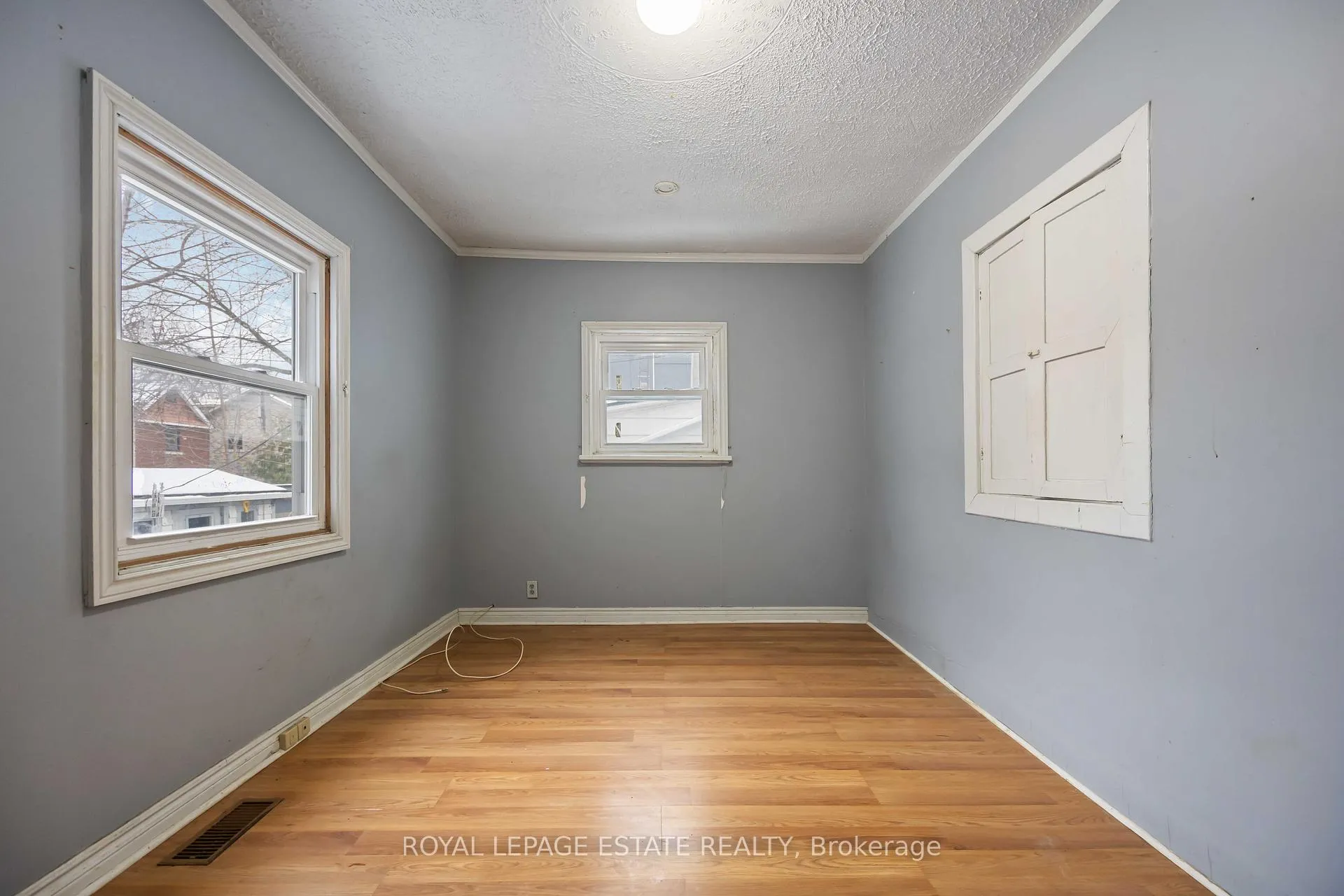Photo 23 of 337 Craven Road, Toronto, Greenwood-Coxwell — HOMEH