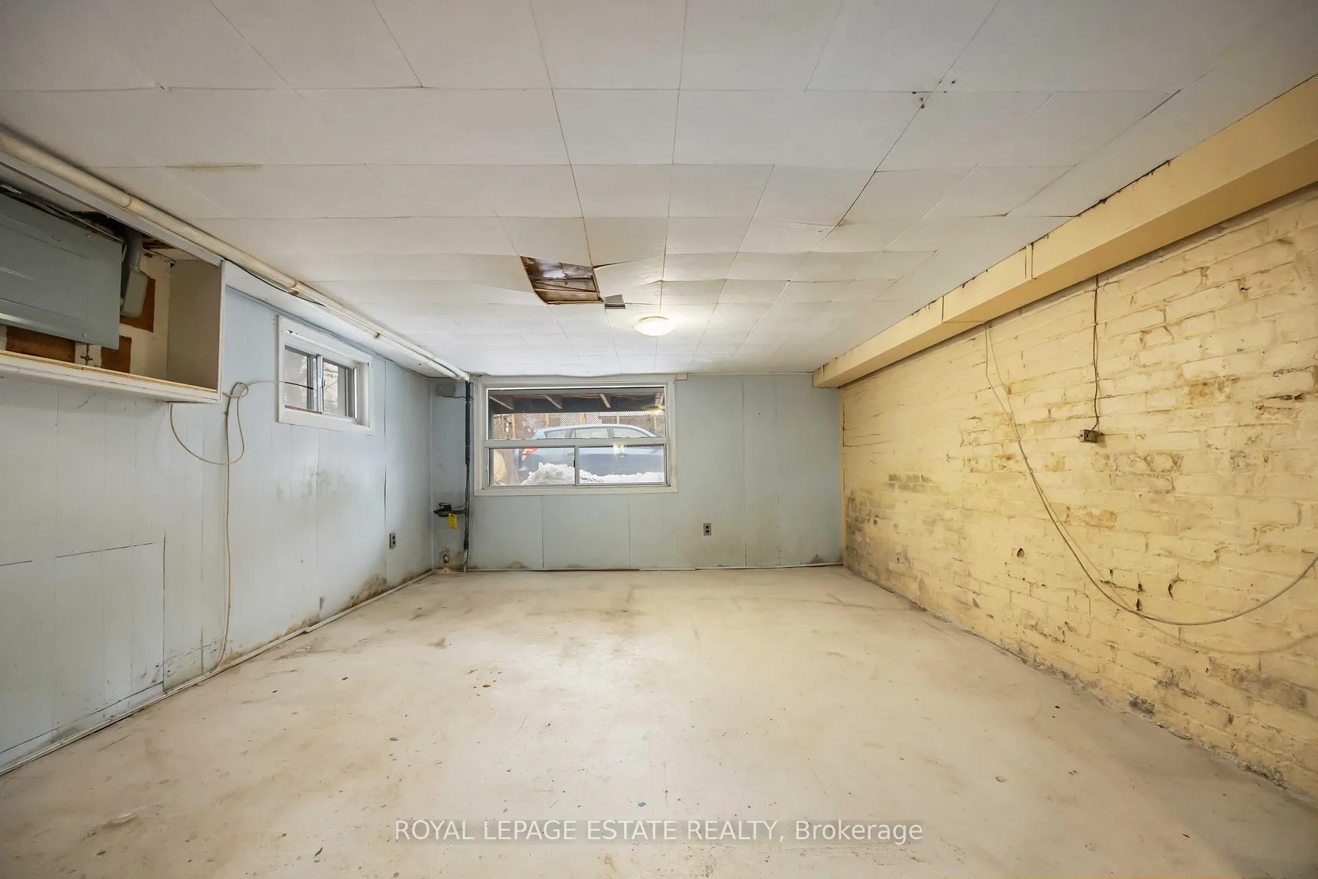 Photo 31 of 337 Craven Road, Toronto, Greenwood-Coxwell — HOMEH