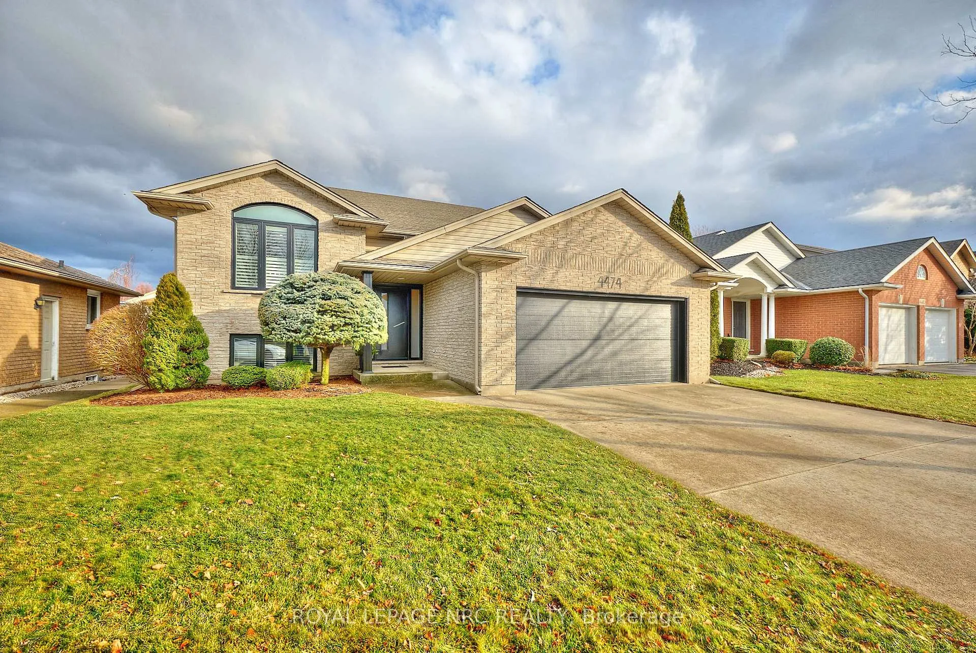 Photo 1 of 4474 Francesco Avenue, Niagara Falls, Ascot — HOMEH