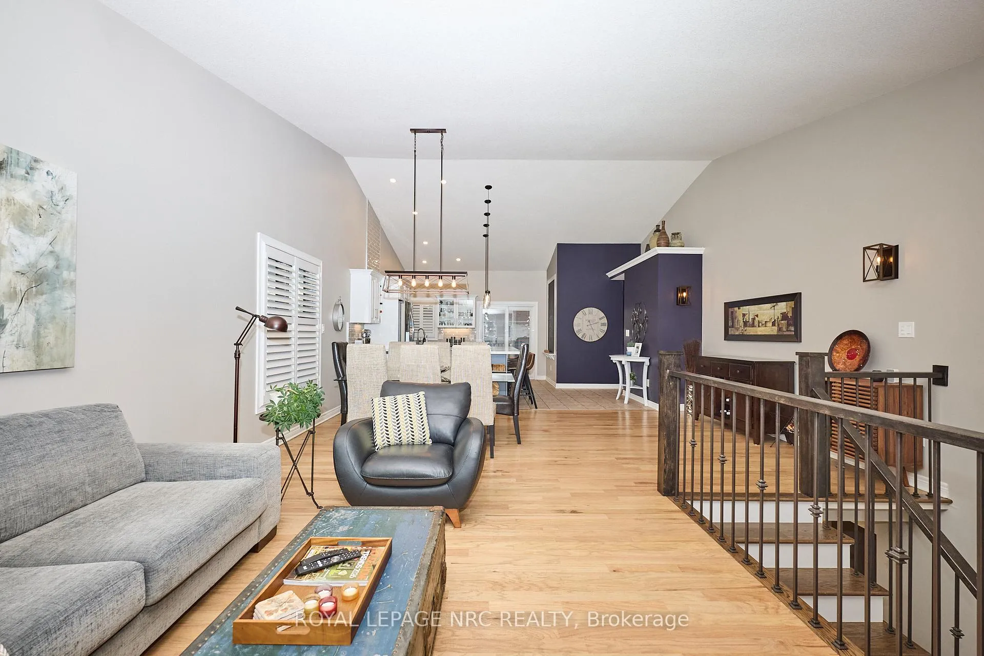 Photo 15 of 4474 Francesco Avenue, Niagara Falls, Ascot — HOMEH