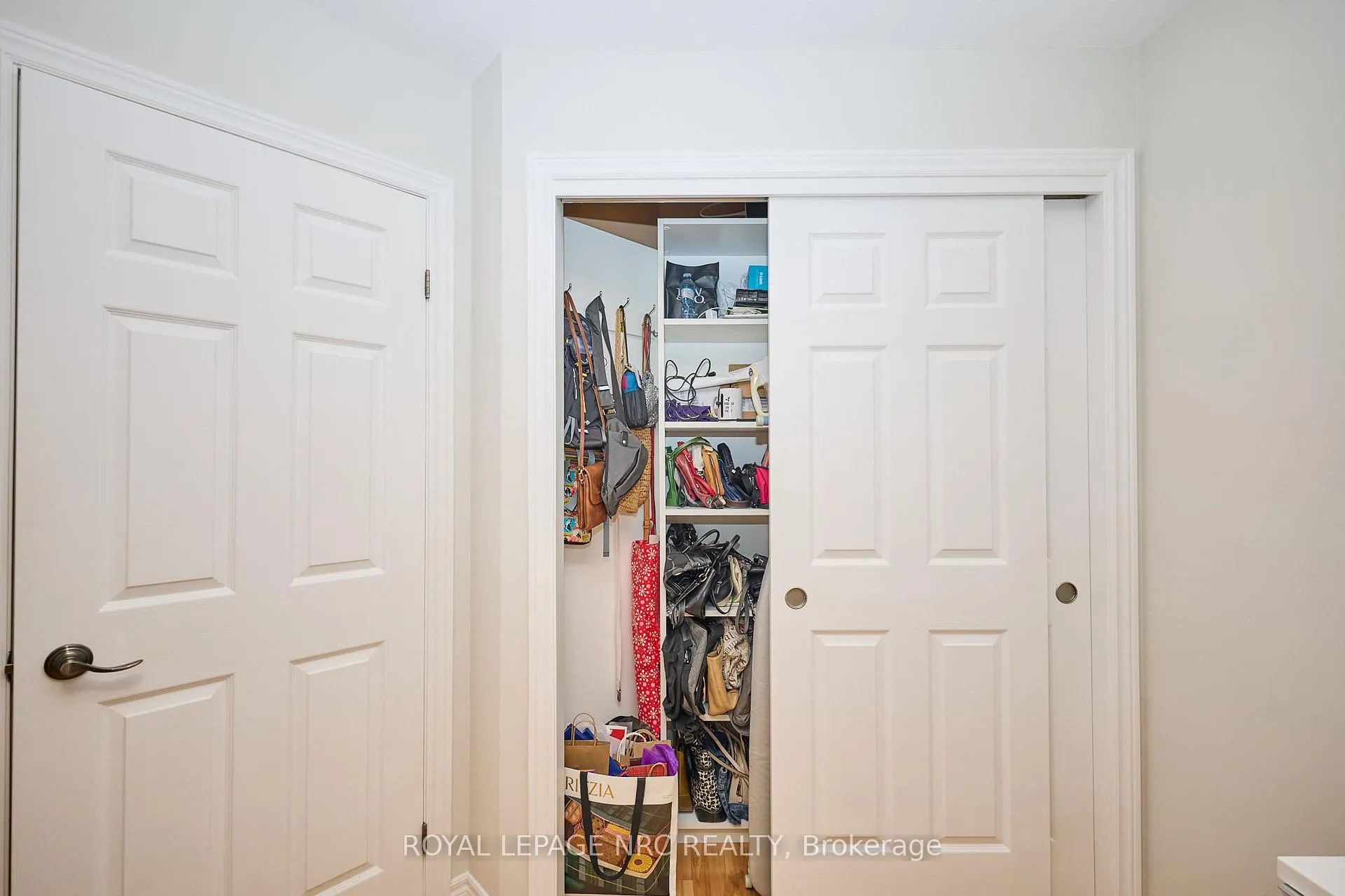 Photo 18 of 4474 Francesco Avenue, Niagara Falls, Ascot — HOMEH