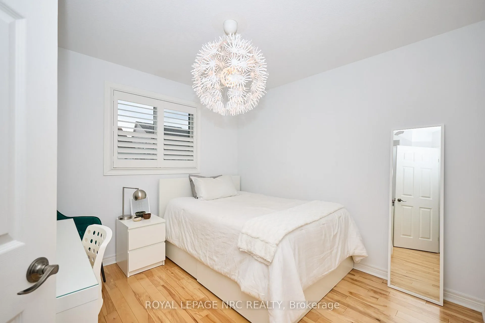 Photo 19 of 4474 Francesco Avenue, Niagara Falls, Ascot — HOMEH