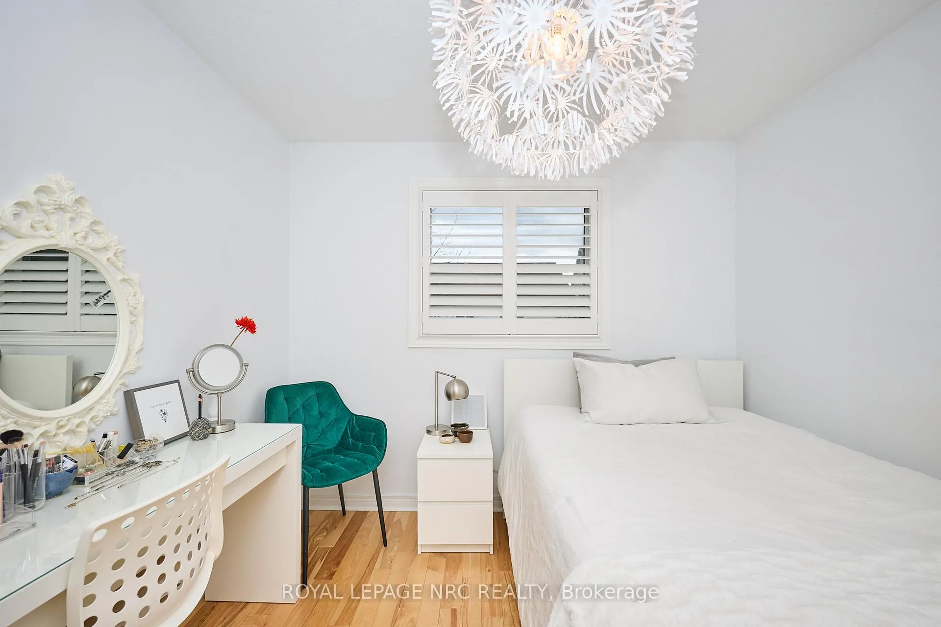 Photo 20 of 4474 Francesco Avenue, Niagara Falls, Ascot — HOMEH