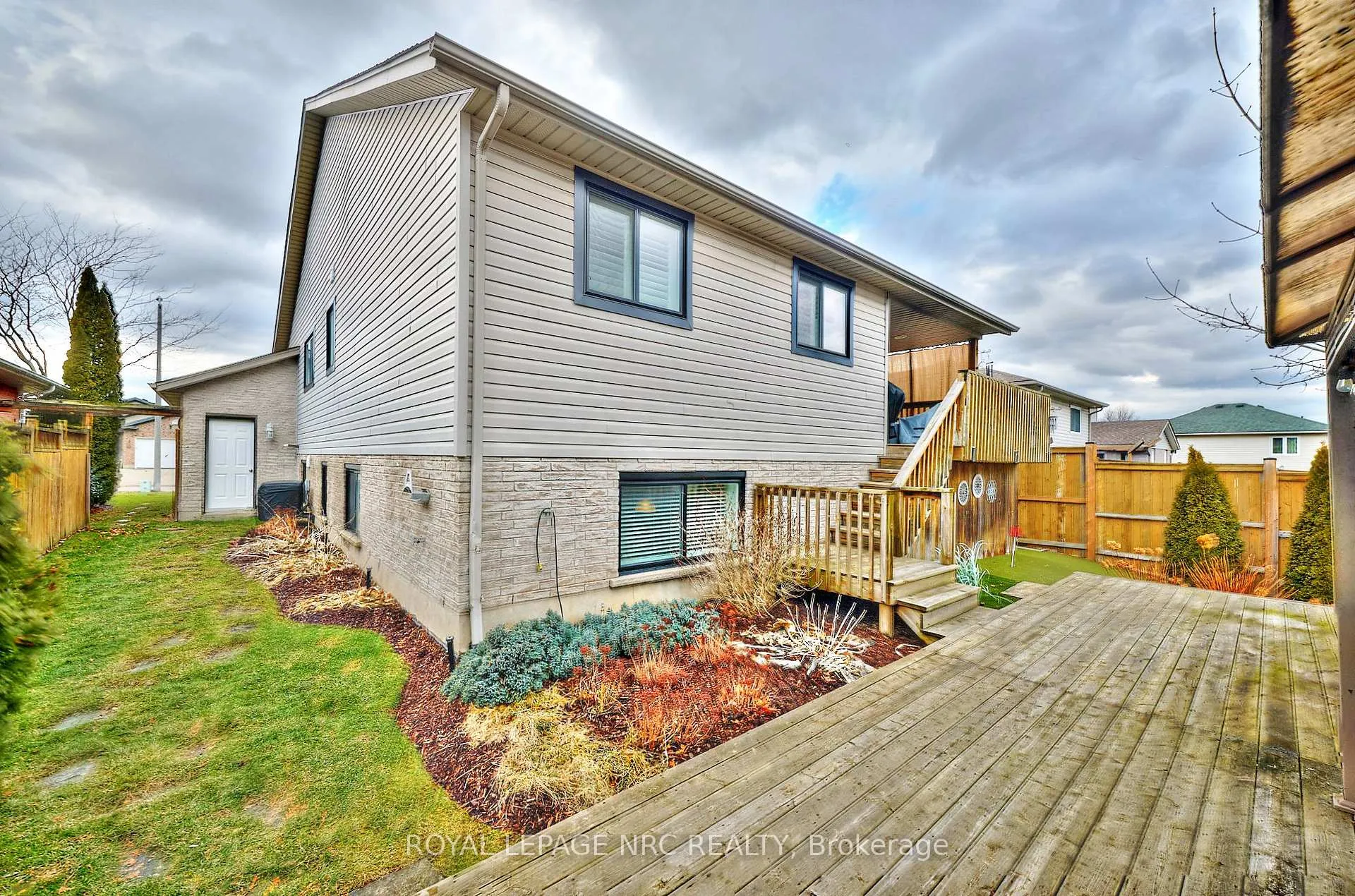 Photo 46 of 4474 Francesco Avenue, Niagara Falls, Ascot — HOMEH