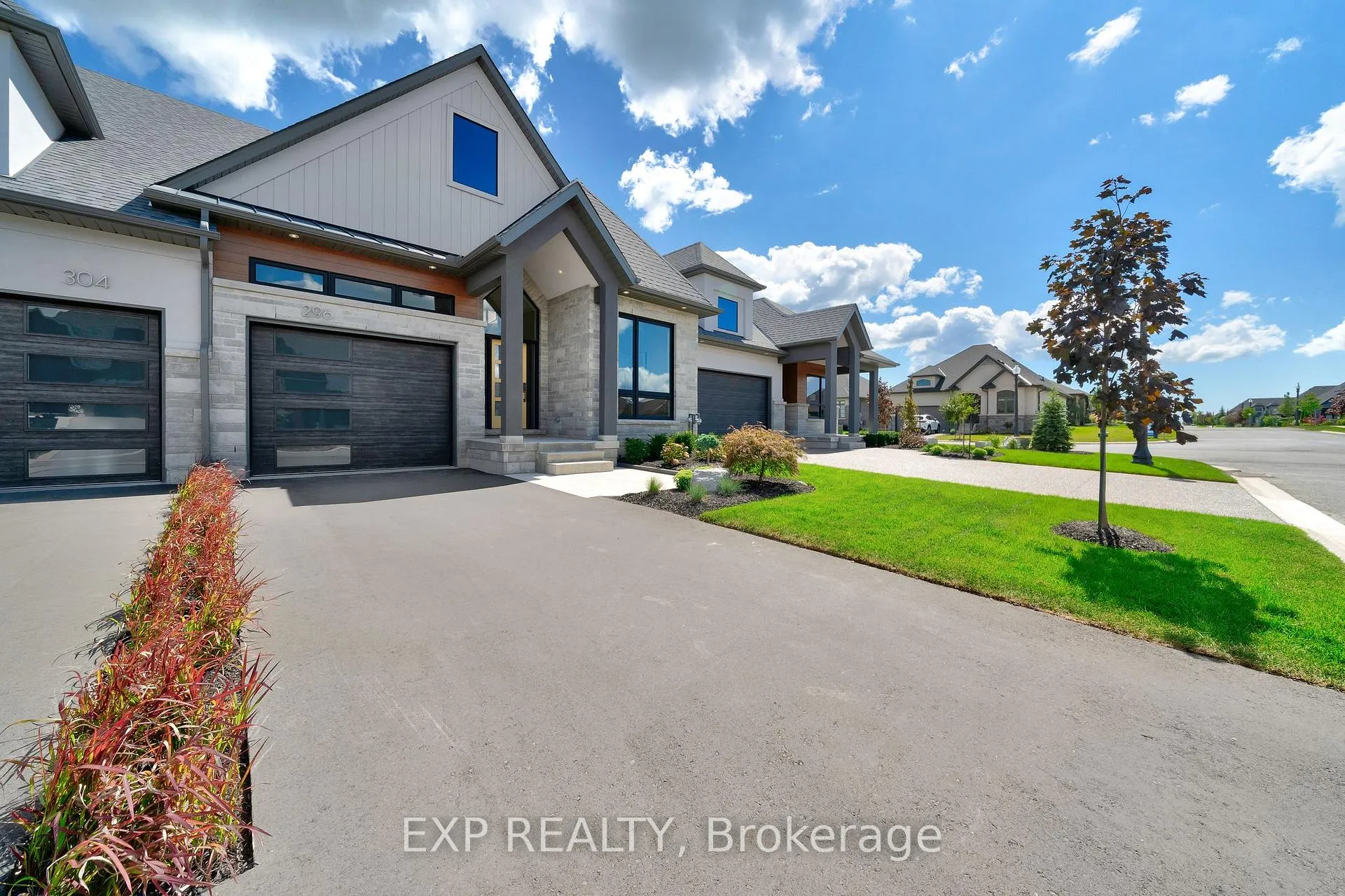 Photo 2 of Unit H, 296 Perth Trail, Welland, Hwy 406/Welland — HOMEH