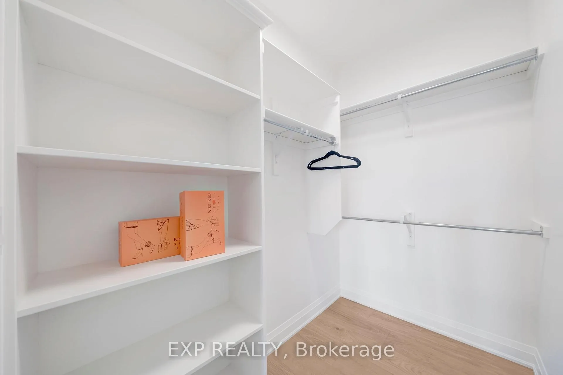 Photo 26 of Unit H, 296 Perth Trail, Welland, Hwy 406/Welland — HOMEH