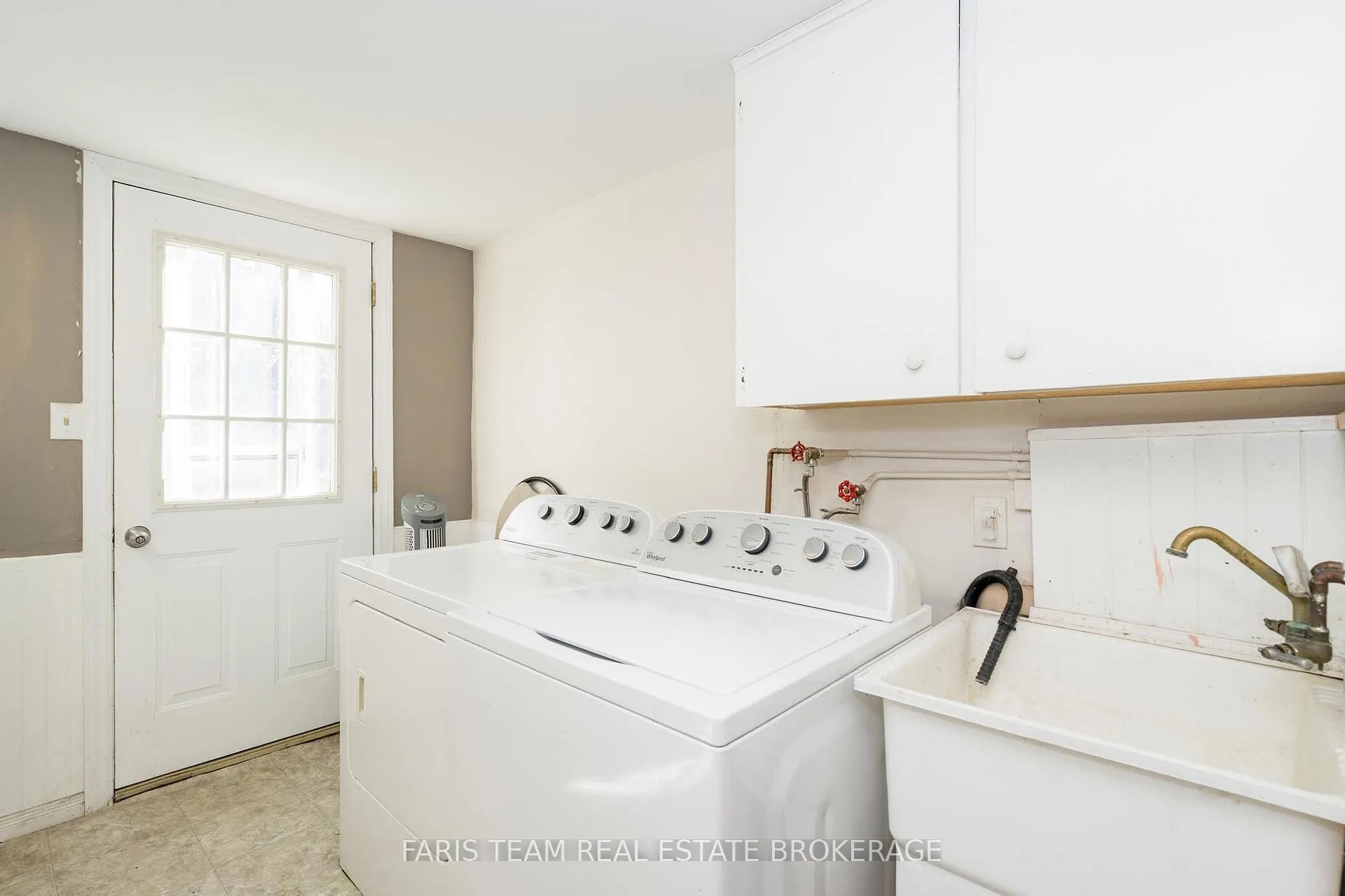 Photo 20 of 409 Dominion Avenue, Midland — HOMEH