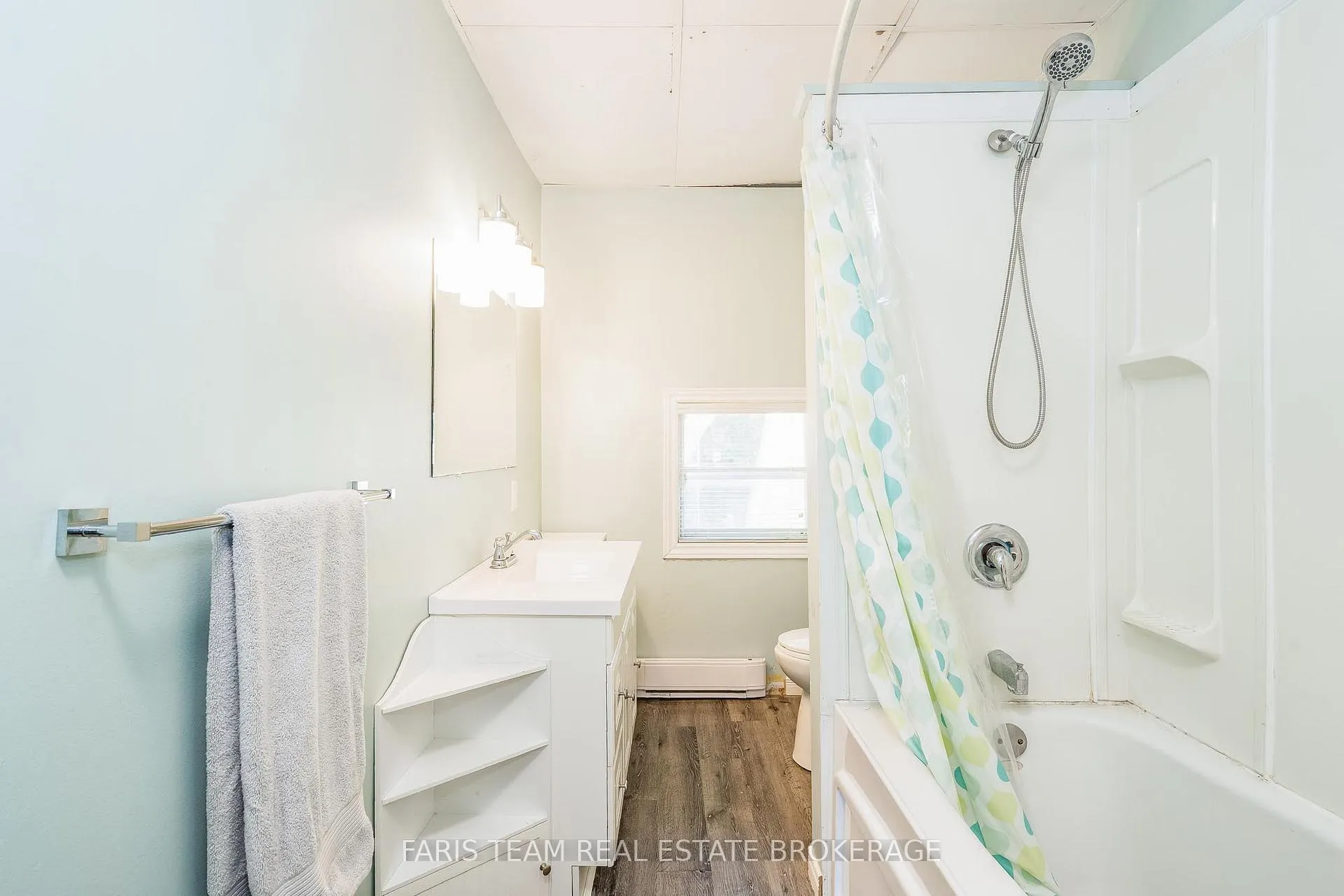 Photo 23 of 409 Dominion Avenue, Midland — HOMEH