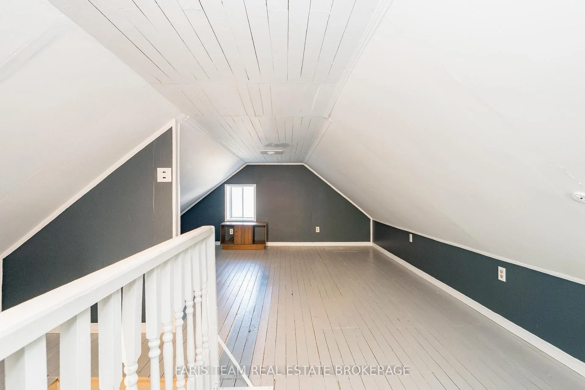 Photo 25 of 409 Dominion Avenue, Midland — HOMEH