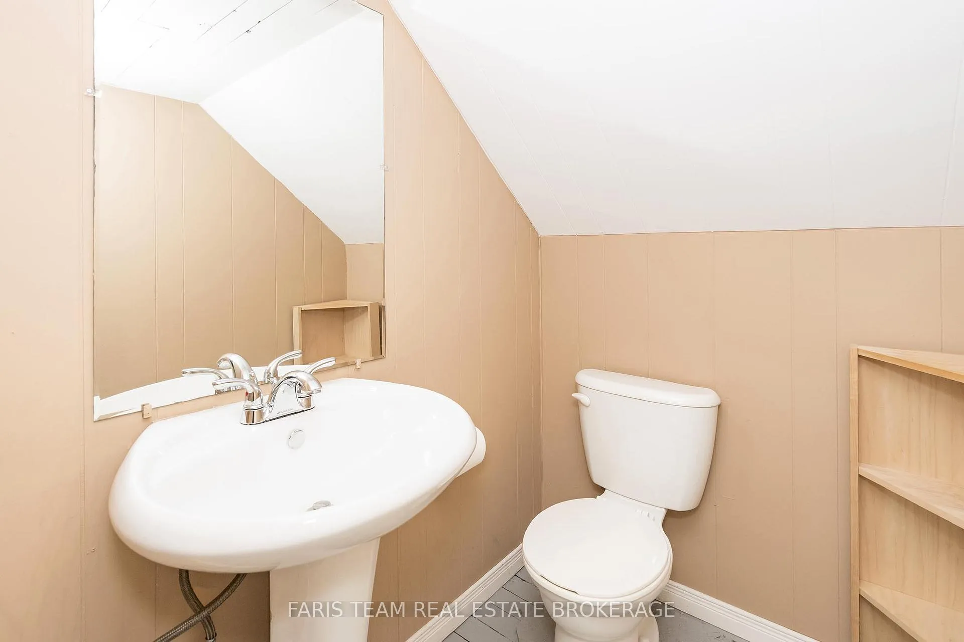 Photo 28 of 409 Dominion Avenue, Midland — HOMEH